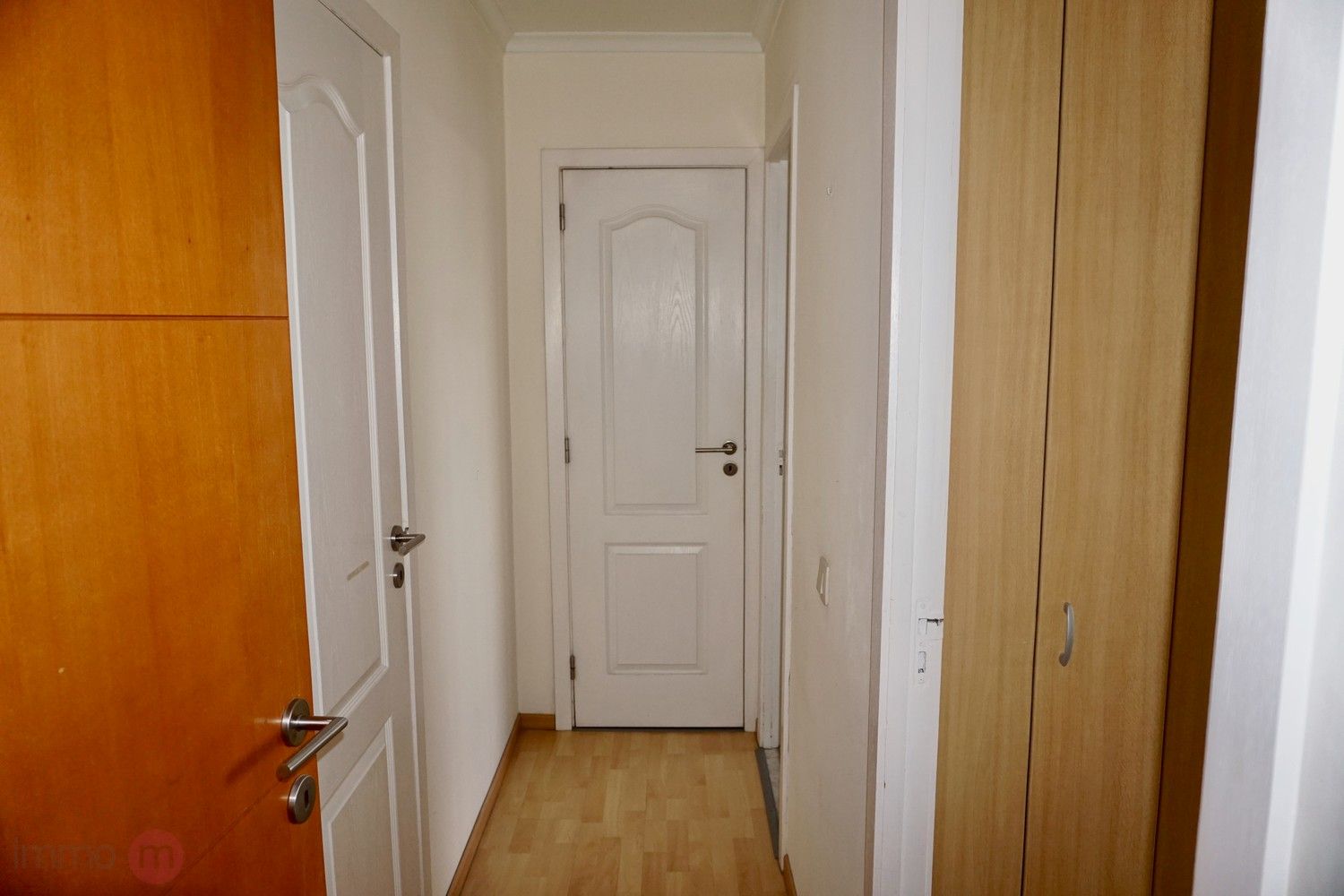 Gemeubeld appartement met 1 slaapkamer, bureelruimte, terras en fantastisch uitzicht over Leuven. foto 24