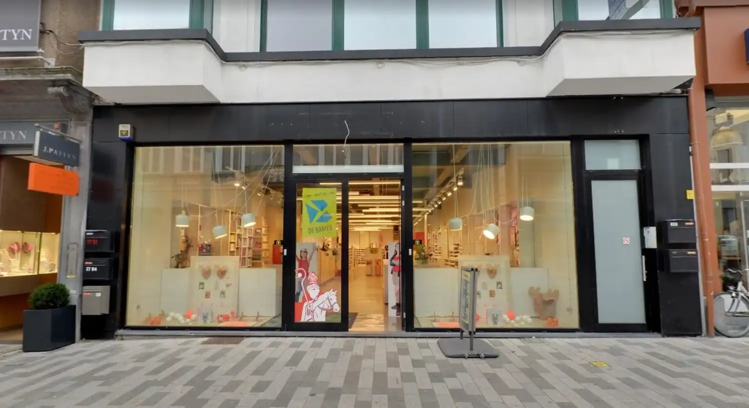 MODERN COMMERCIEEL PAND 400 m2 TE KOOP OF TE HUUR foto 2