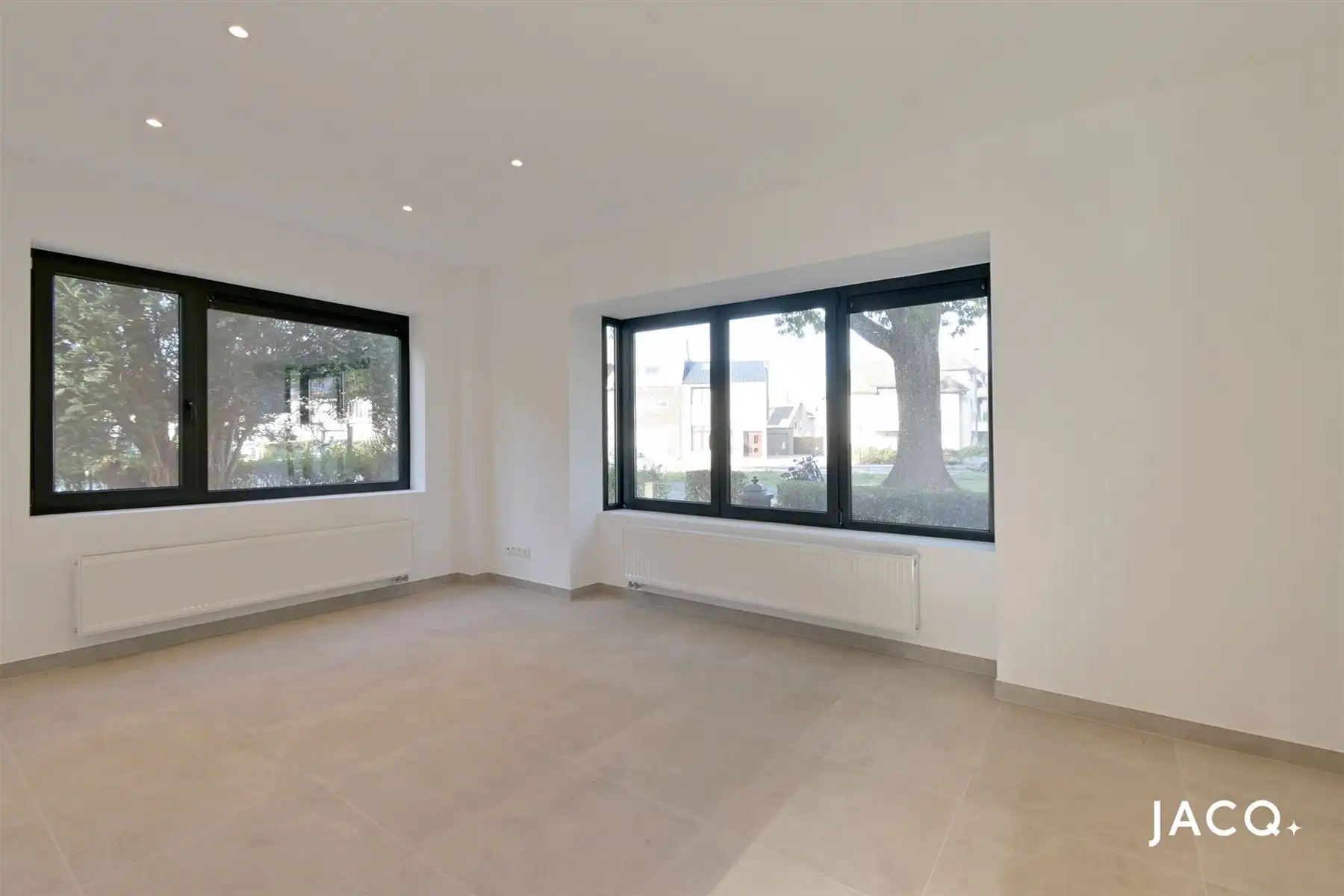 Prachtig gerenoveerde woning met 3 slaapkamers en tuin! foto 6