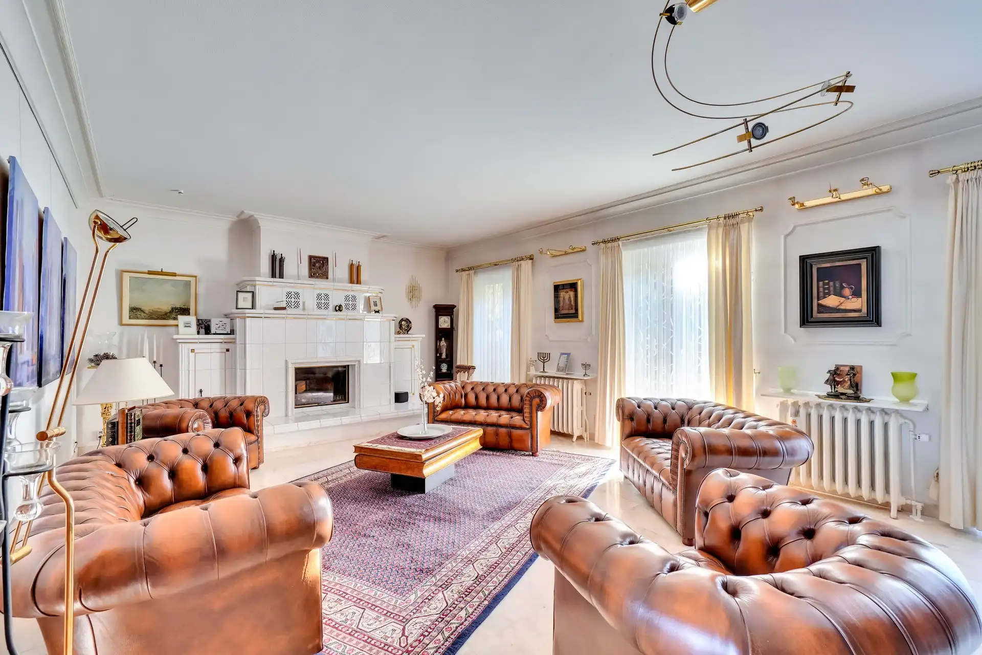 EXCLUSIEVE VILLA IN DOODLOPENDE STRAAT foto 14