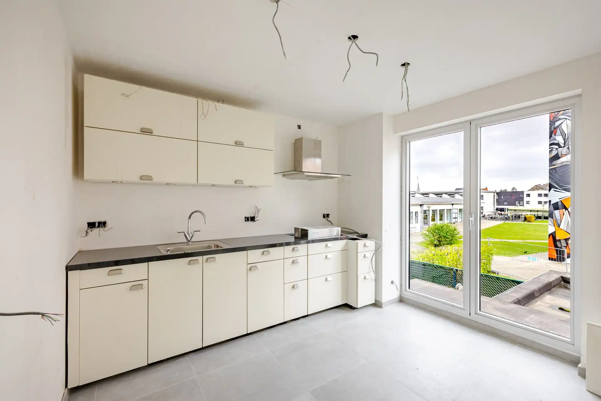 Ruim en lichtrijk, af te werken appartement van 173 m² foto 10