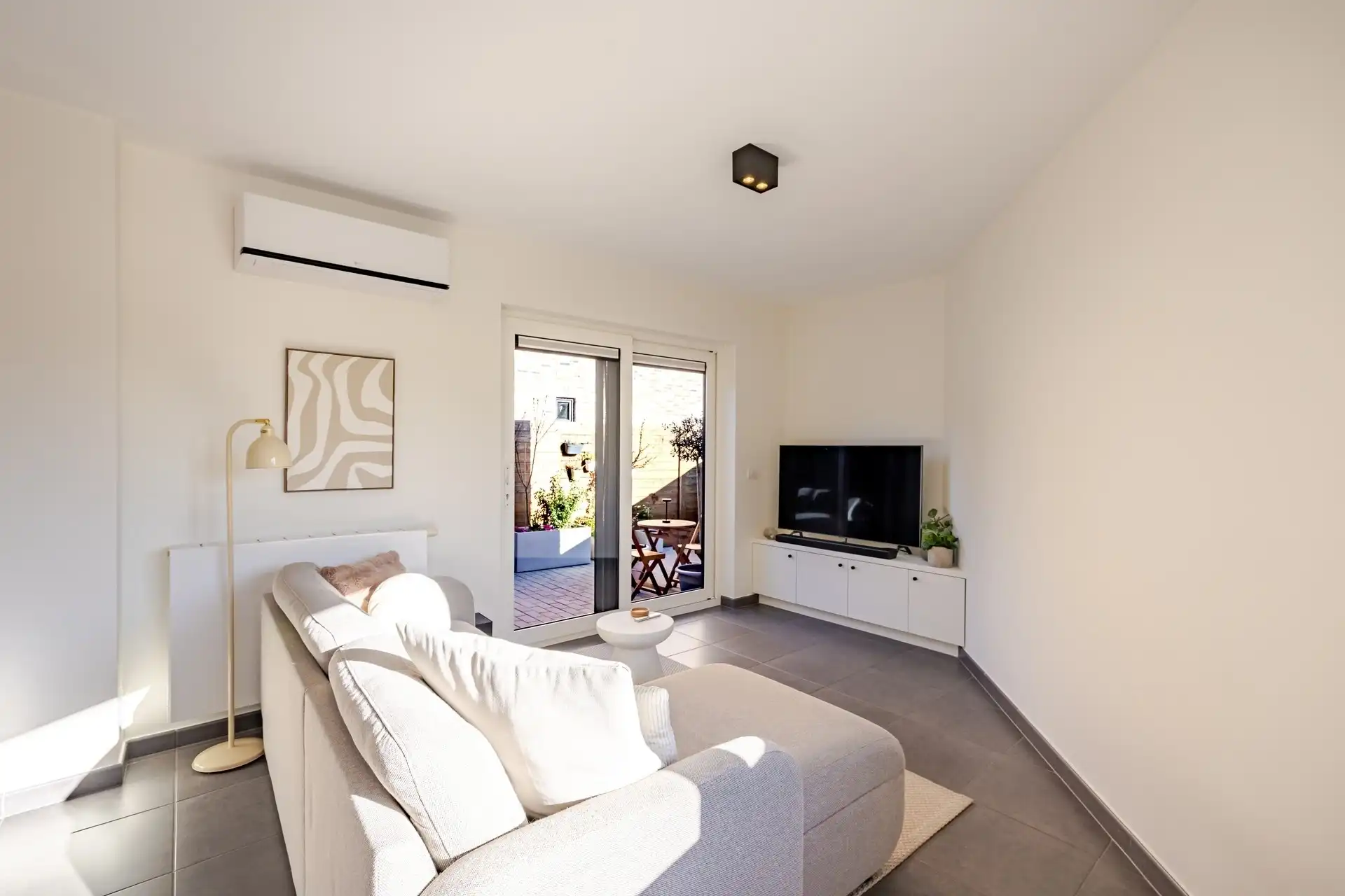 Prachtig gelijkvloers appartement met terras foto 3