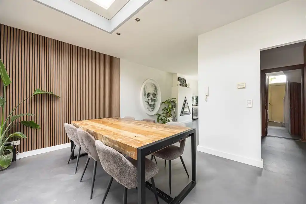 Instapklare woning met zonnige tuin dichtbij Rivierenhof foto 12