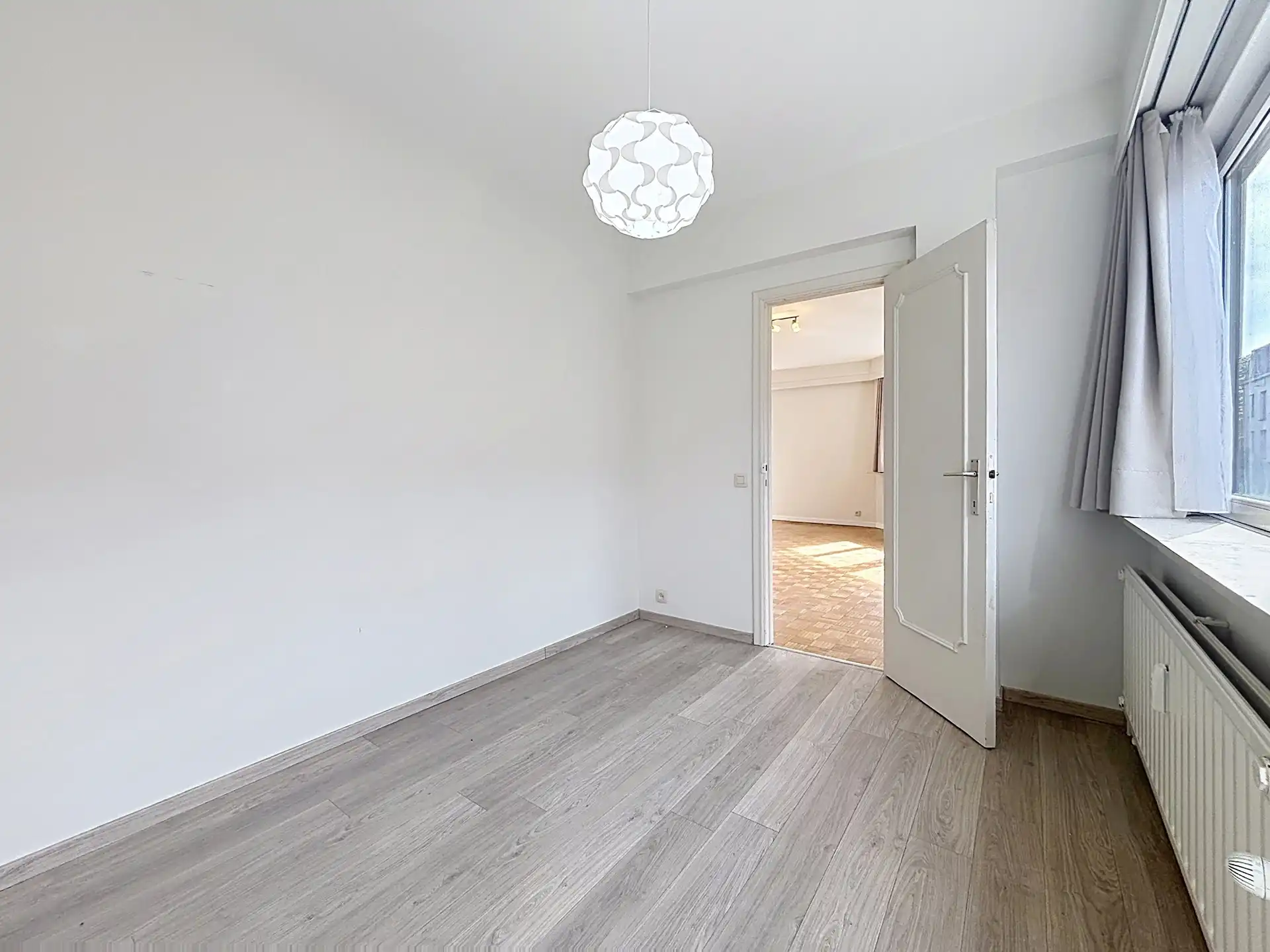 APPARTEMENT MET 1 SLPKMR + BUREAU/KINDERKAMER NABIJ DEMEY foto 11