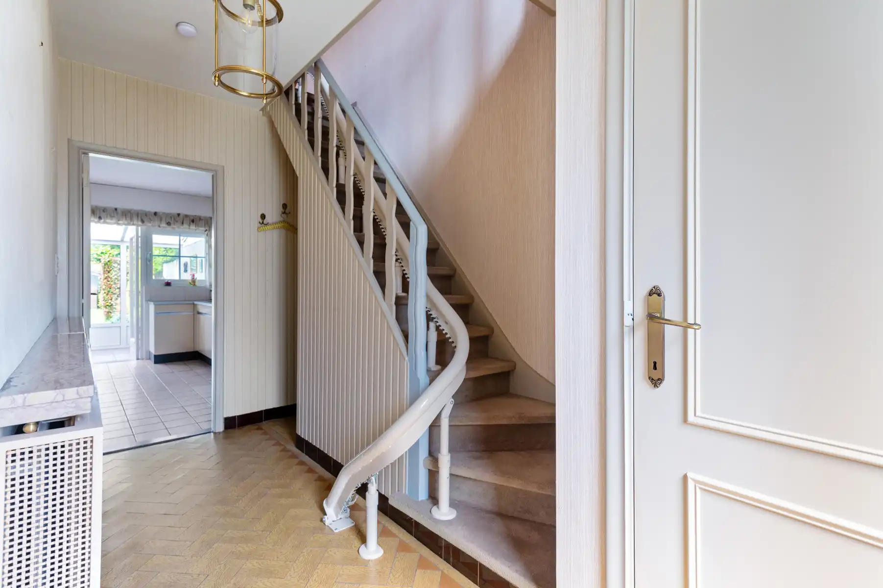 Te renoveren charmante woning op top locatie in Kapellen foto 13