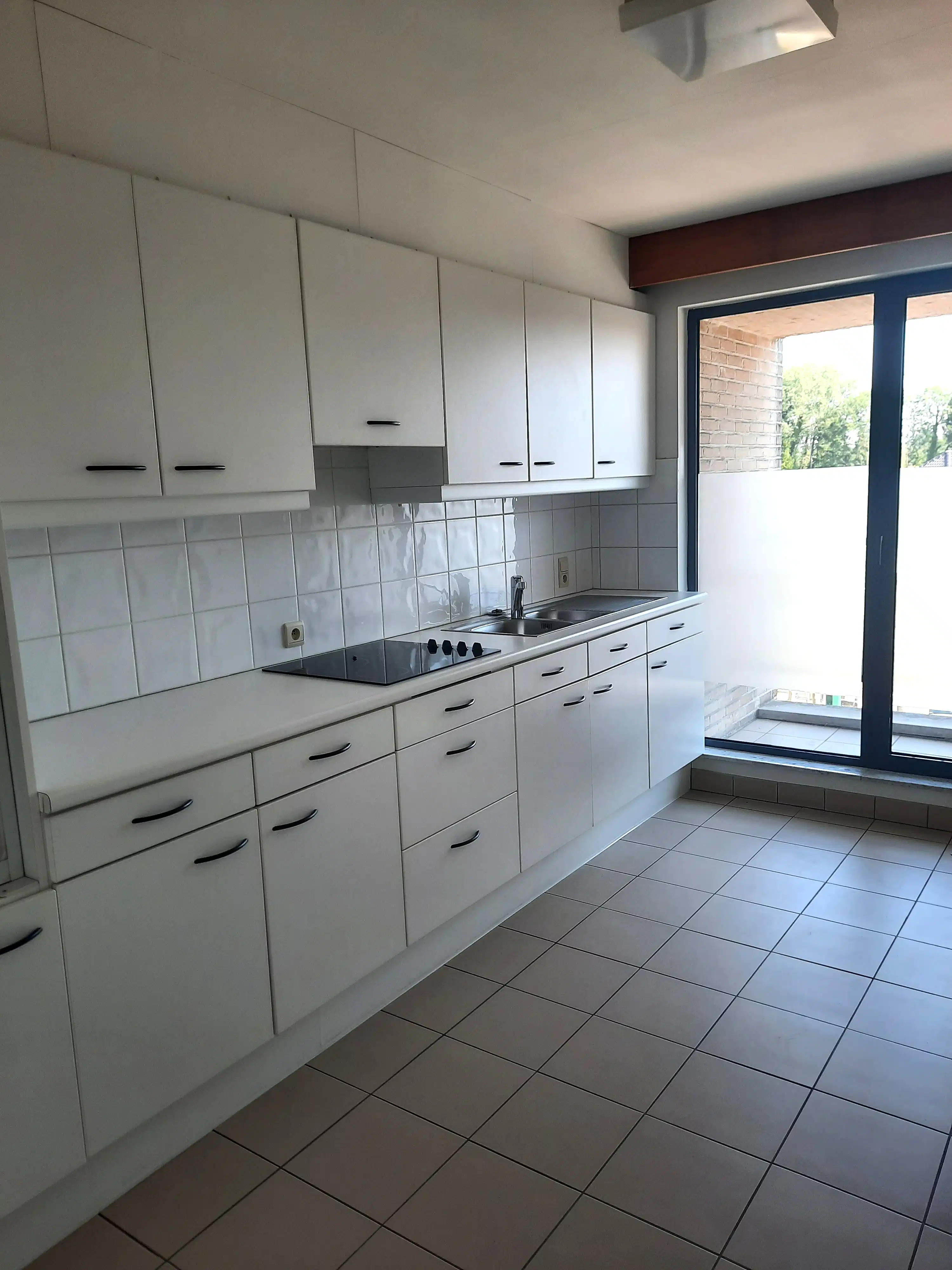 TERNAT centrum: mooi 2slpk-appartement met terras foto 4