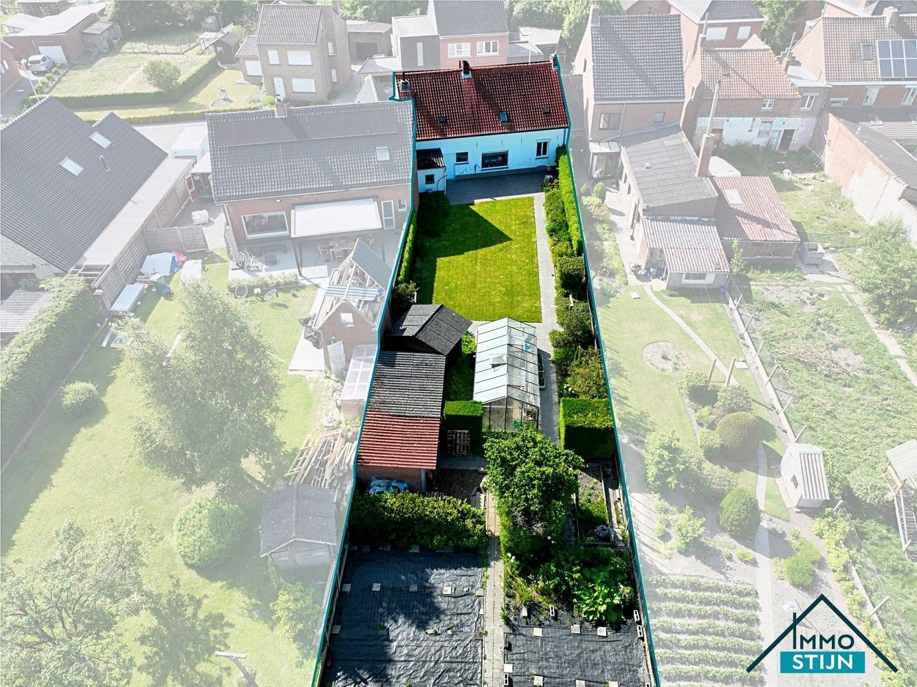 Woning met mooi aangelegde tuin foto 18