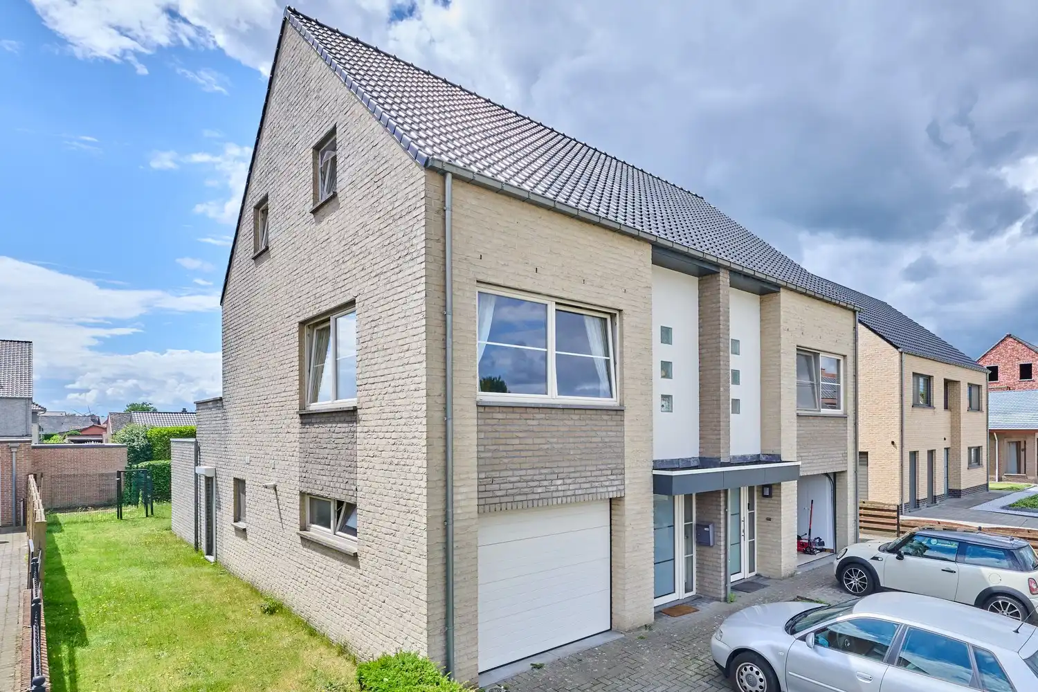 Goed onderhouden duplex appartement nabij de stadsrand foto 2