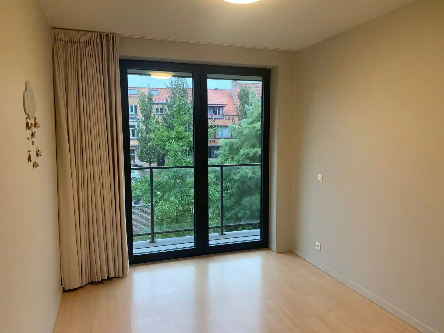 Ongemeubeld tweeslaapkamerappartement met berging én garagebox - prachtige ligging in Stil Ende Brugge foto 11