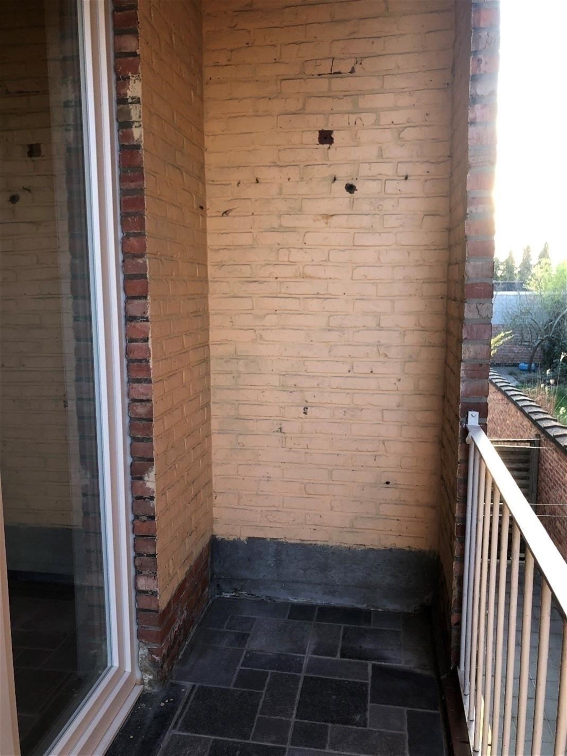 Gunstig gelegen 2 slaapkamer appartement. foto 19