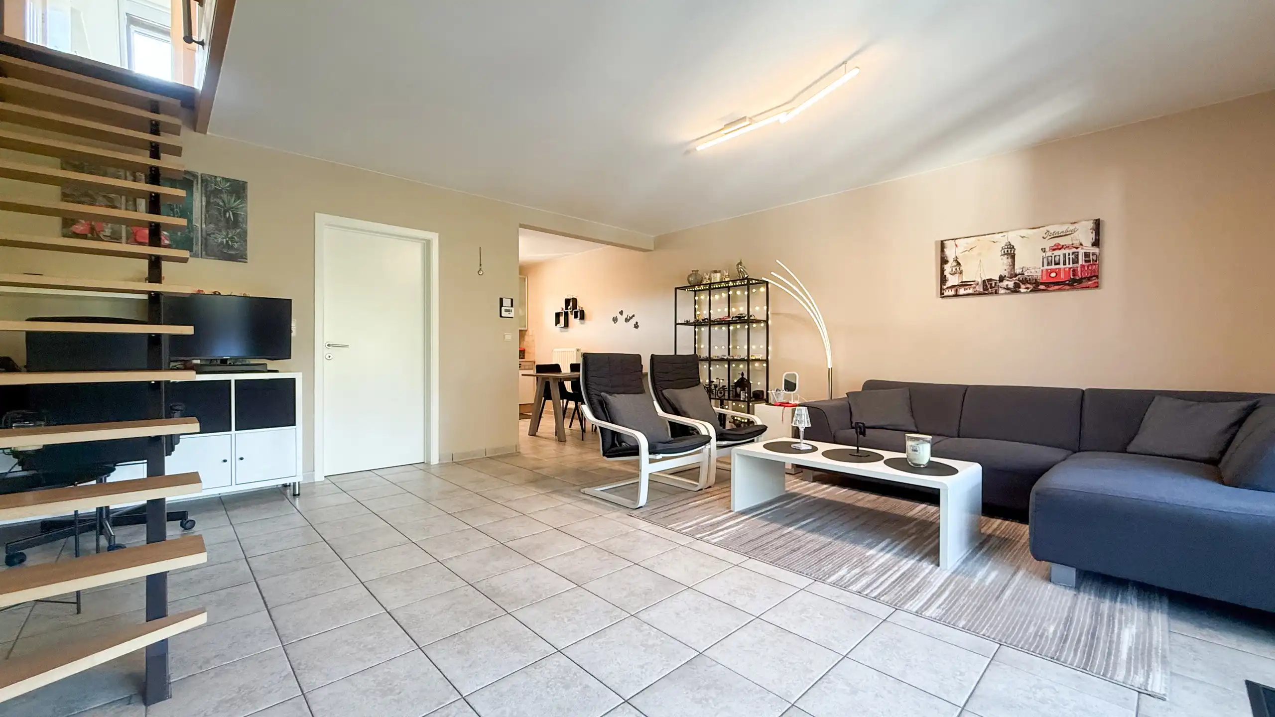 Gezellig duplexappartement met 2 slpks, terras en garage! foto 2