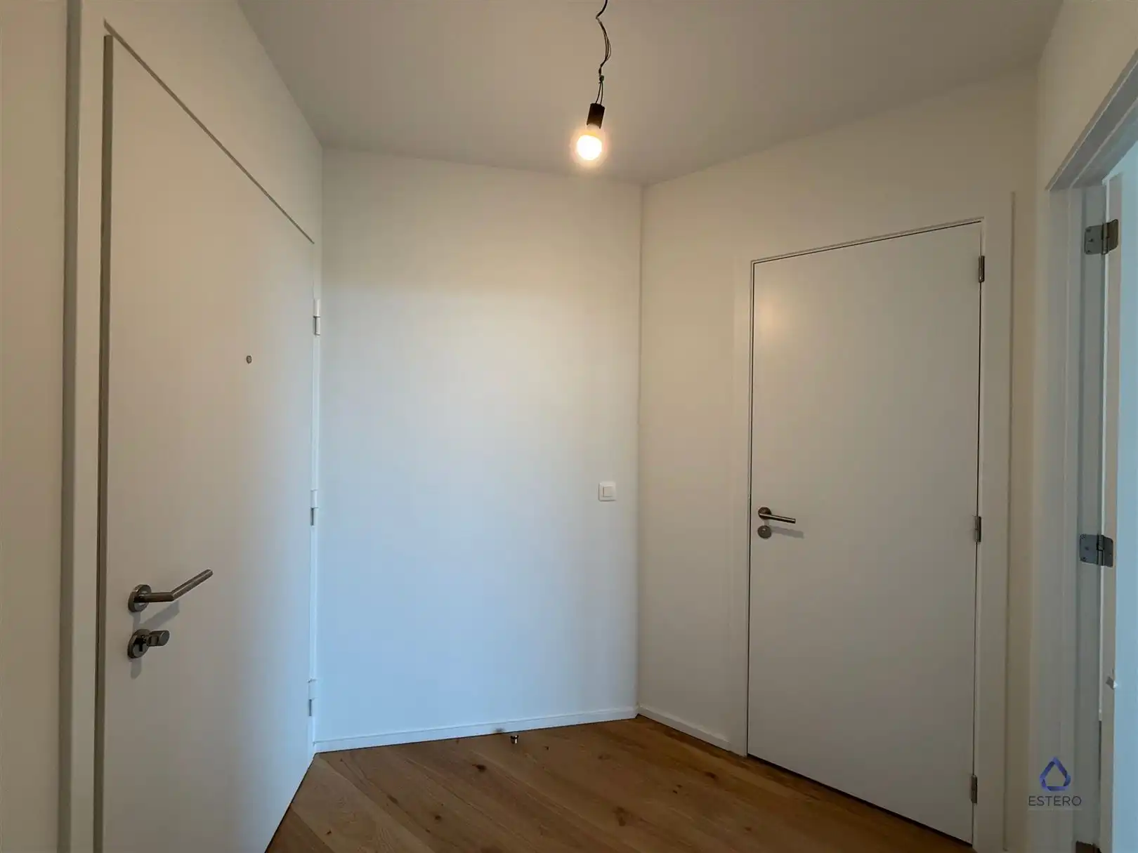 Nieuwbouwappartement met ruim terras op een topligging foto 4