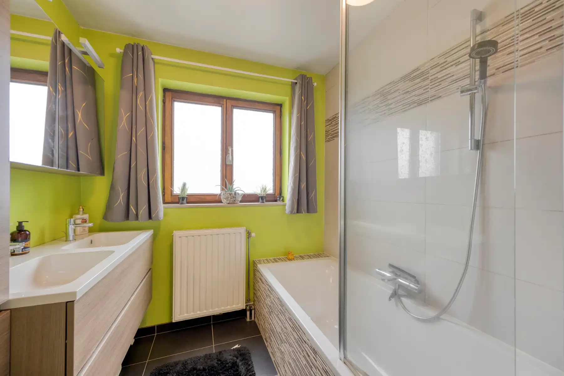 Energiezuinig appartement met overdekte staanplaats  foto 16