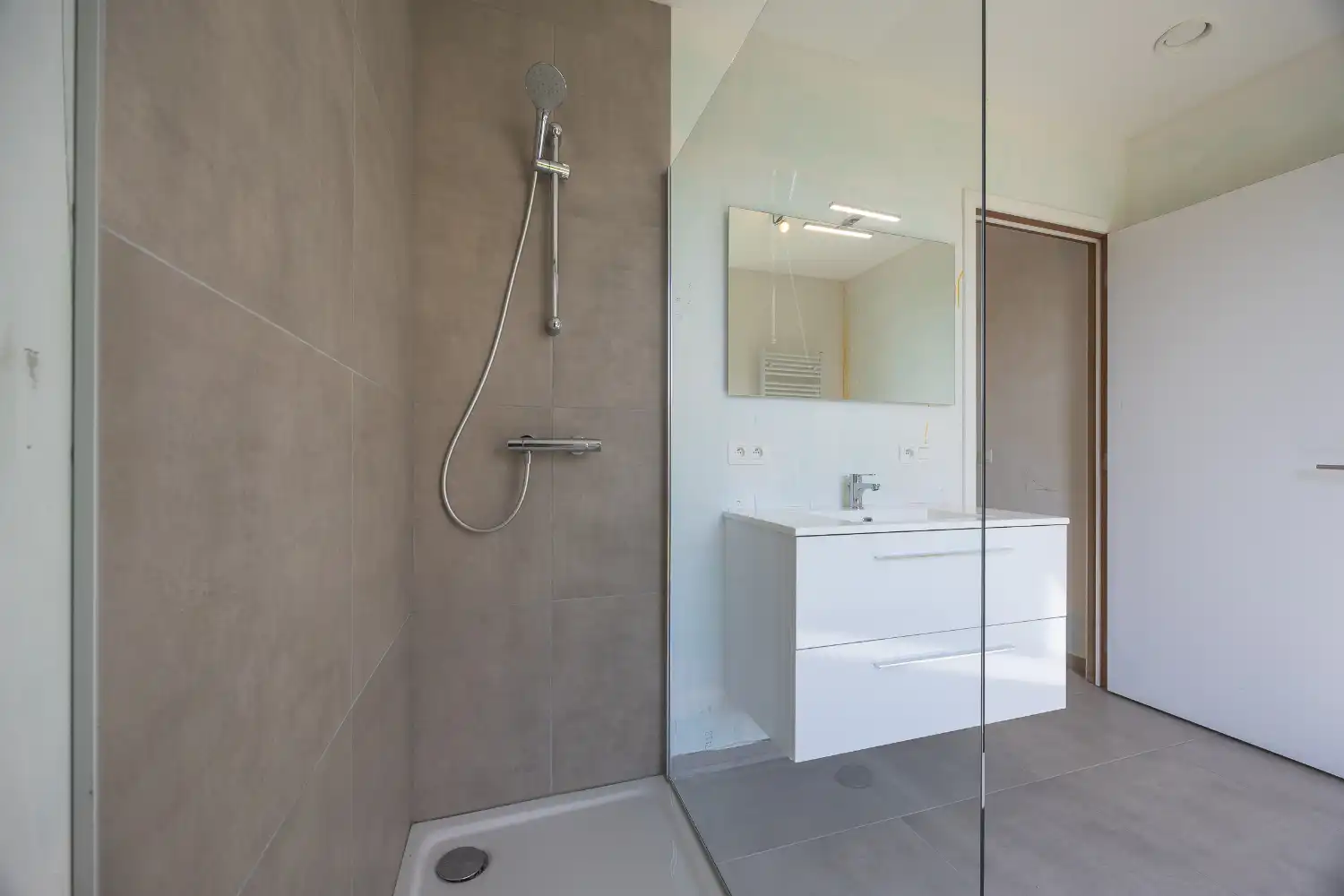 Nieuwbouwappartement met 1 slaapkamers te koop in Middelkerke foto 16