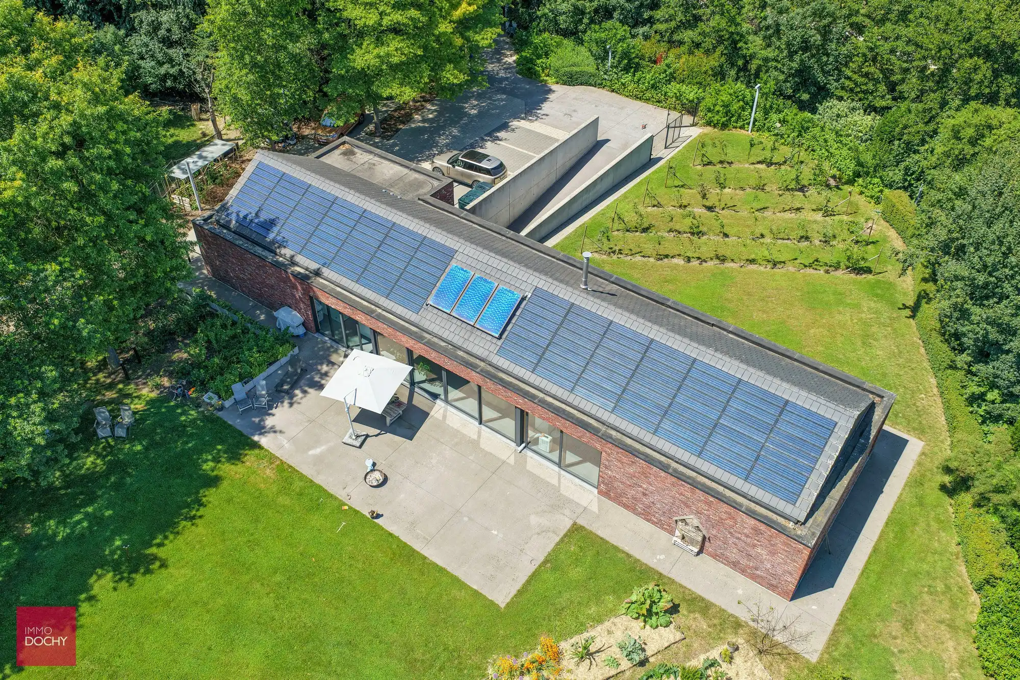 Tijdloze luxe-villa met landelijk zicht foto 5