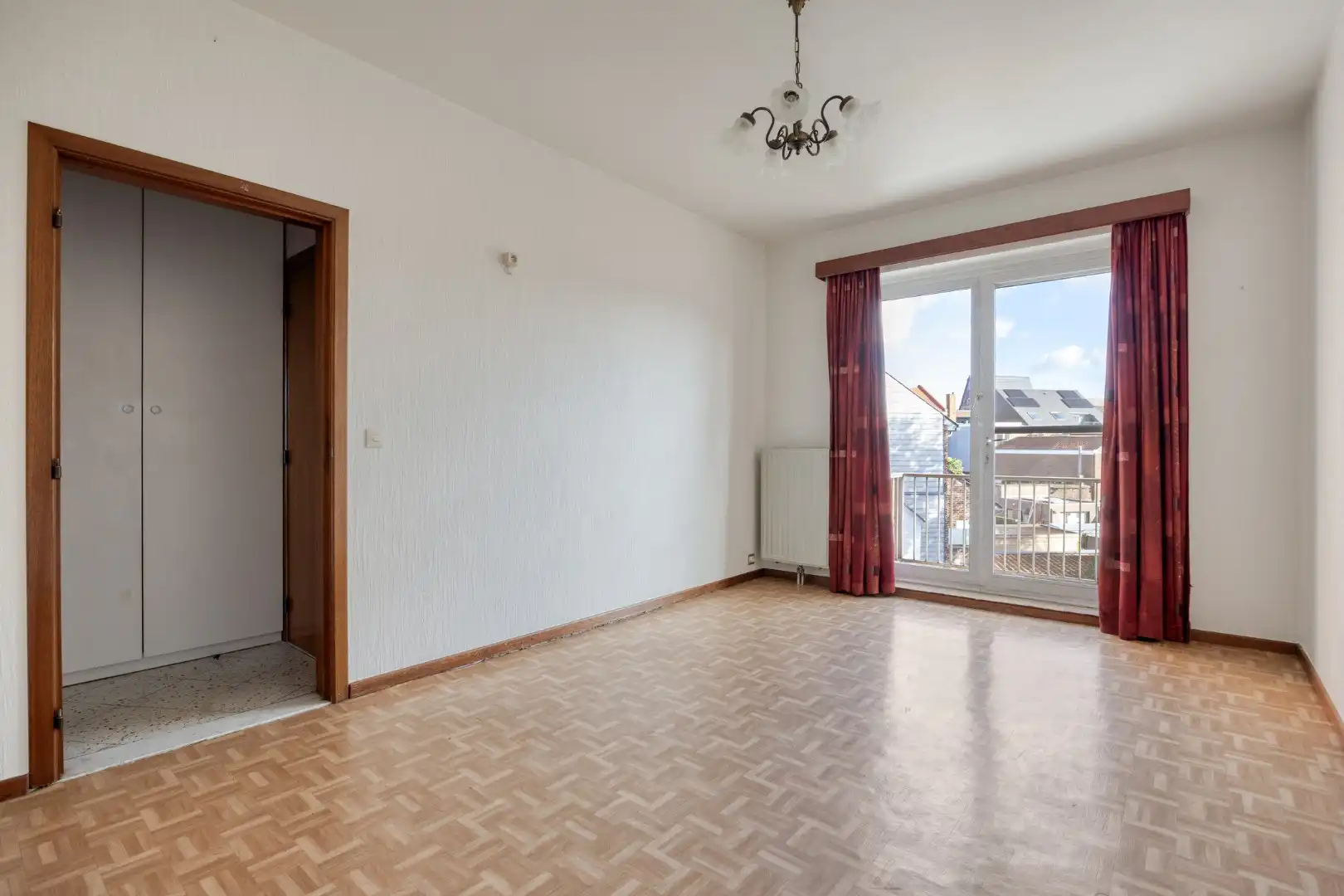 Ruim appartement met zonnig terras, stadscentrum Tongeren - centrale ligging en open uitzicht foto 21