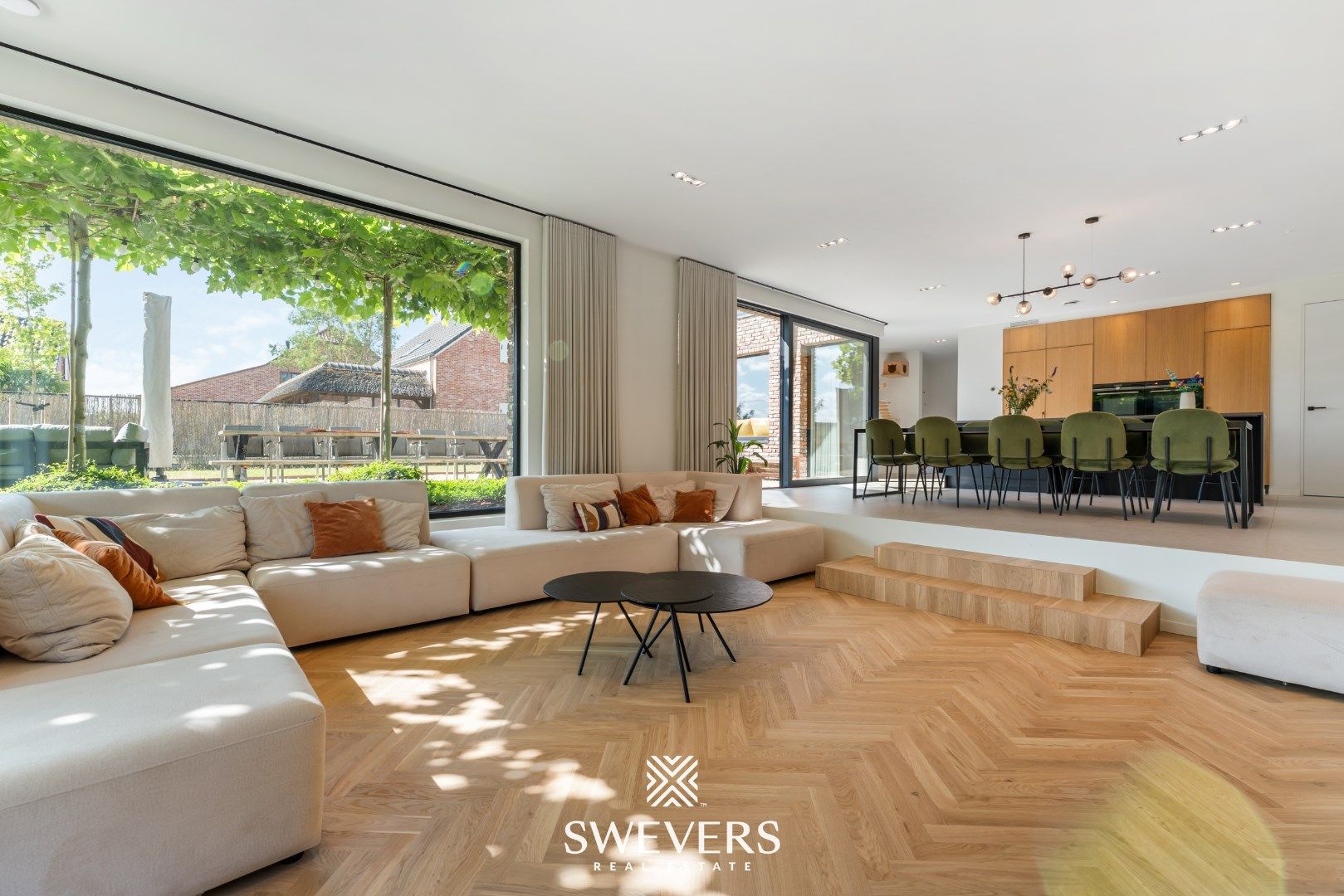 Landelijk wonen in stijl en luxe in de Leeuwbeekstraat foto 4