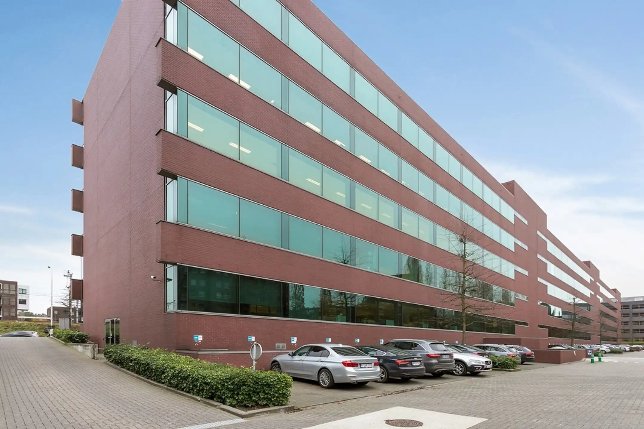 Kantoor te huur 535 m² op de gelijkvloerse verdieping foto 11