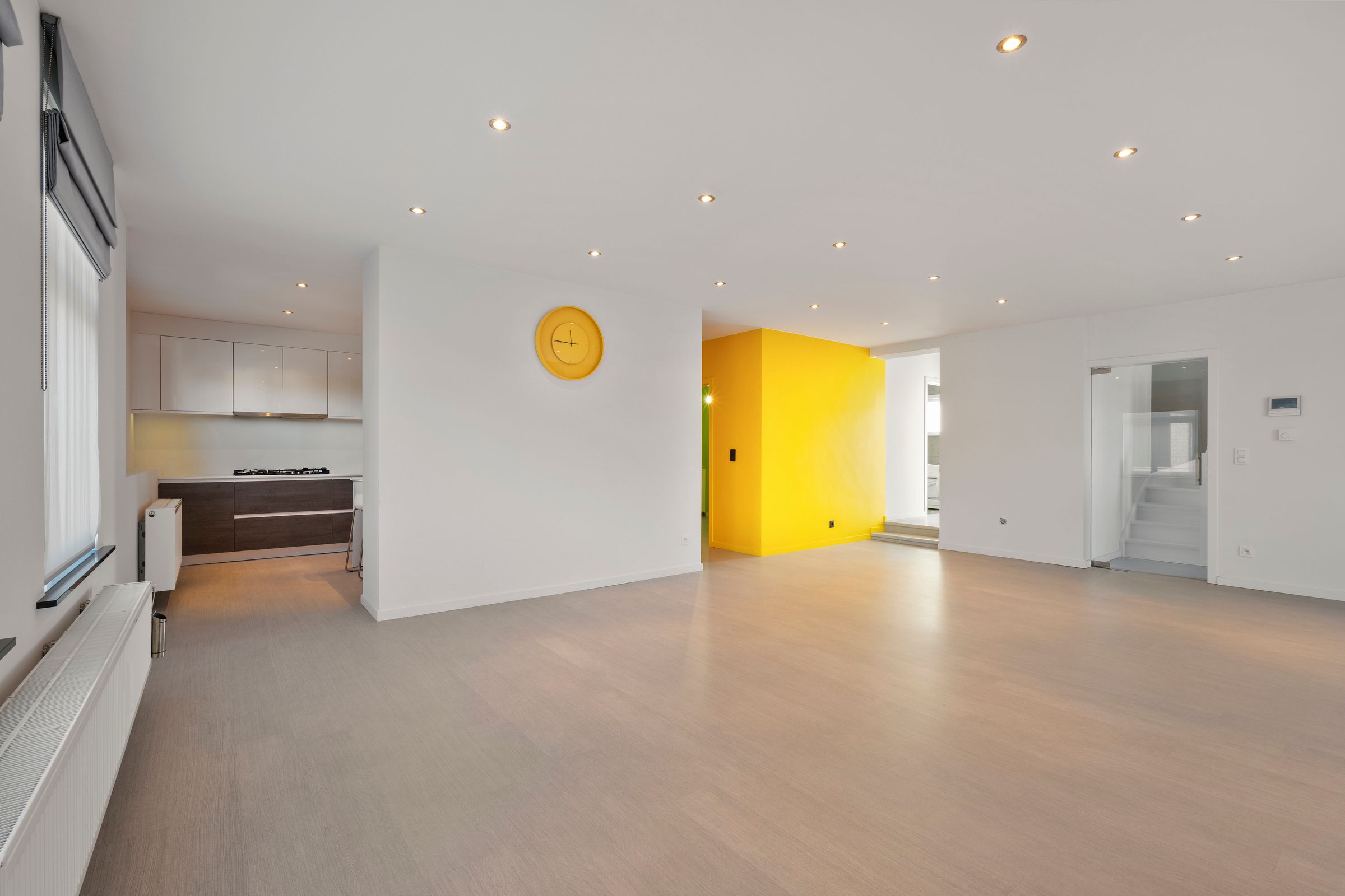GERENOVEERD COMMERCIEEL PAND MET WOONST TOPLOCATIE foto 15
