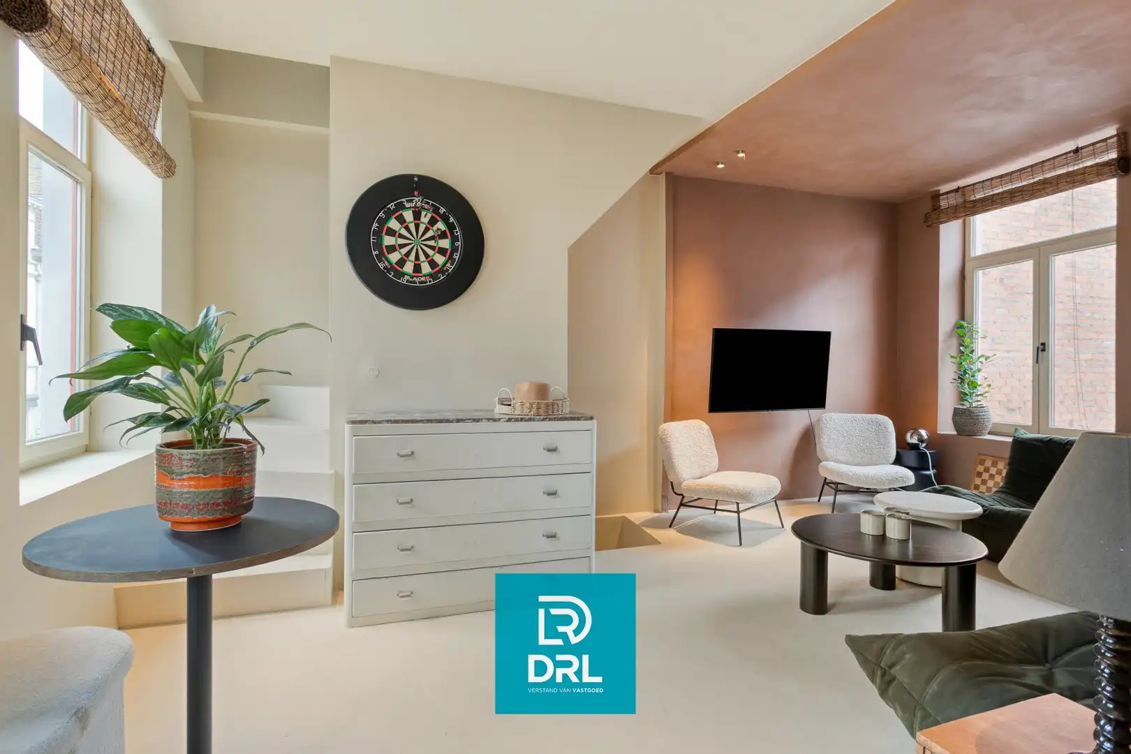 STIJLVOLLE WONING met MULTIFUNCTIONEEL GELIJKVLOERS te BRUGGE foto 11