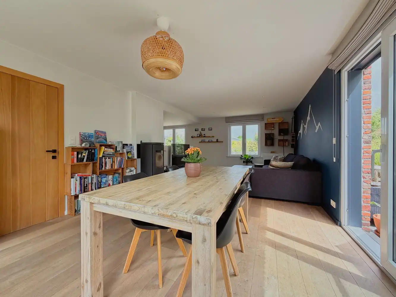 Instapklare, lichtrijke woning (3 slpks) + zonnige tuin foto 6