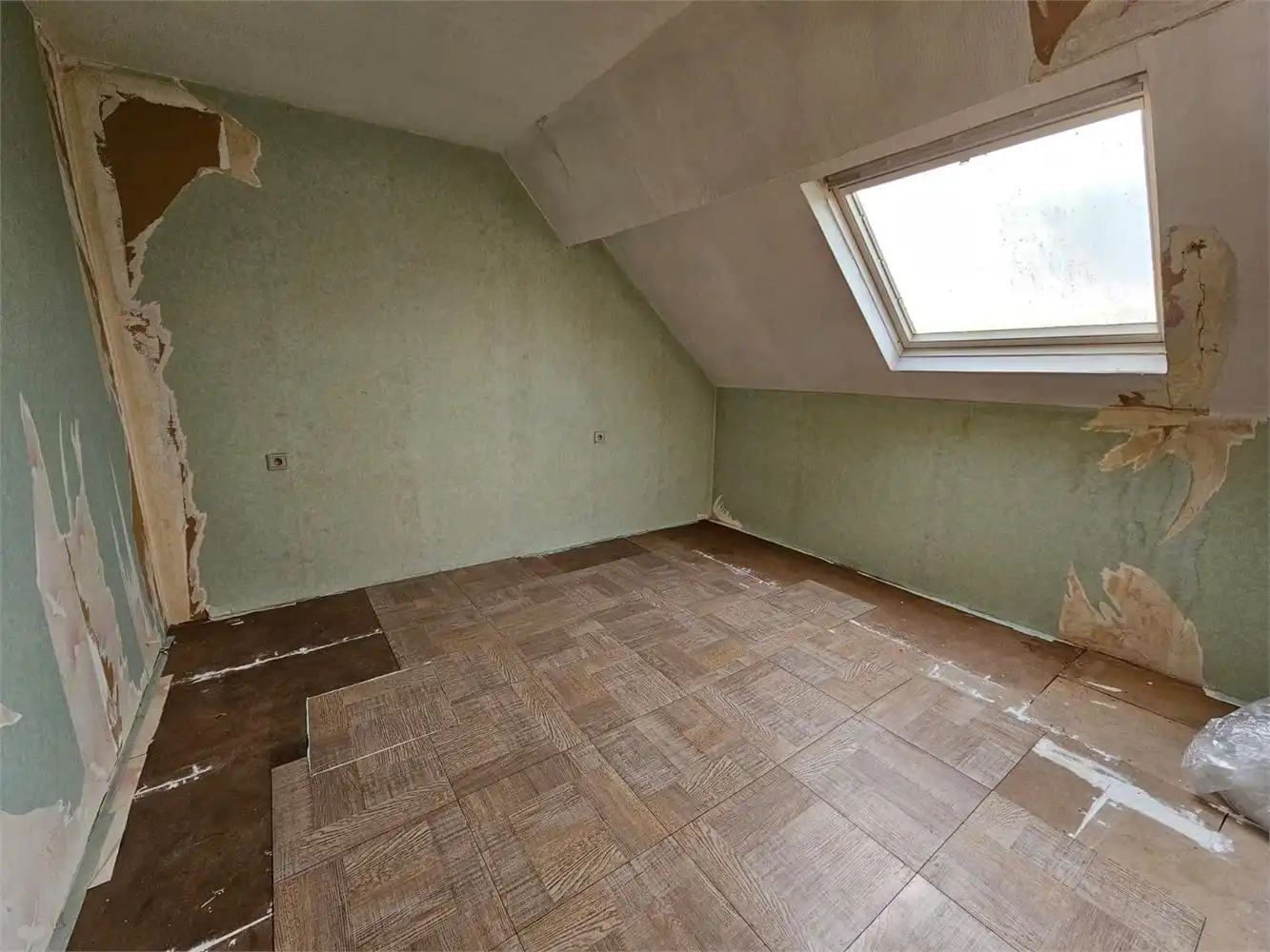 Ruime, praktische woning met tuin foto 30