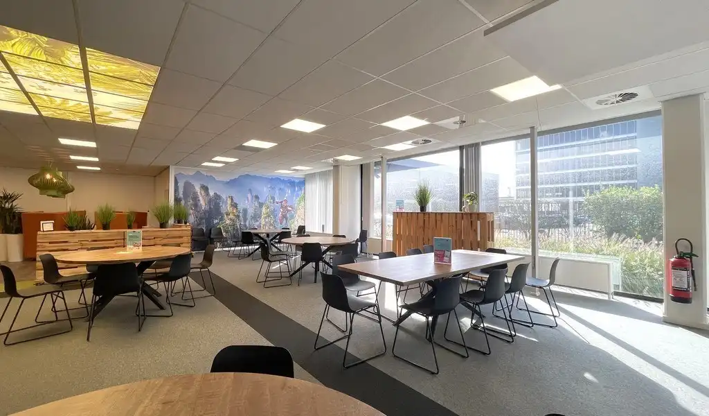 Gelijkvloers kantoor te huur North Trade Building Antwerpen foto 7