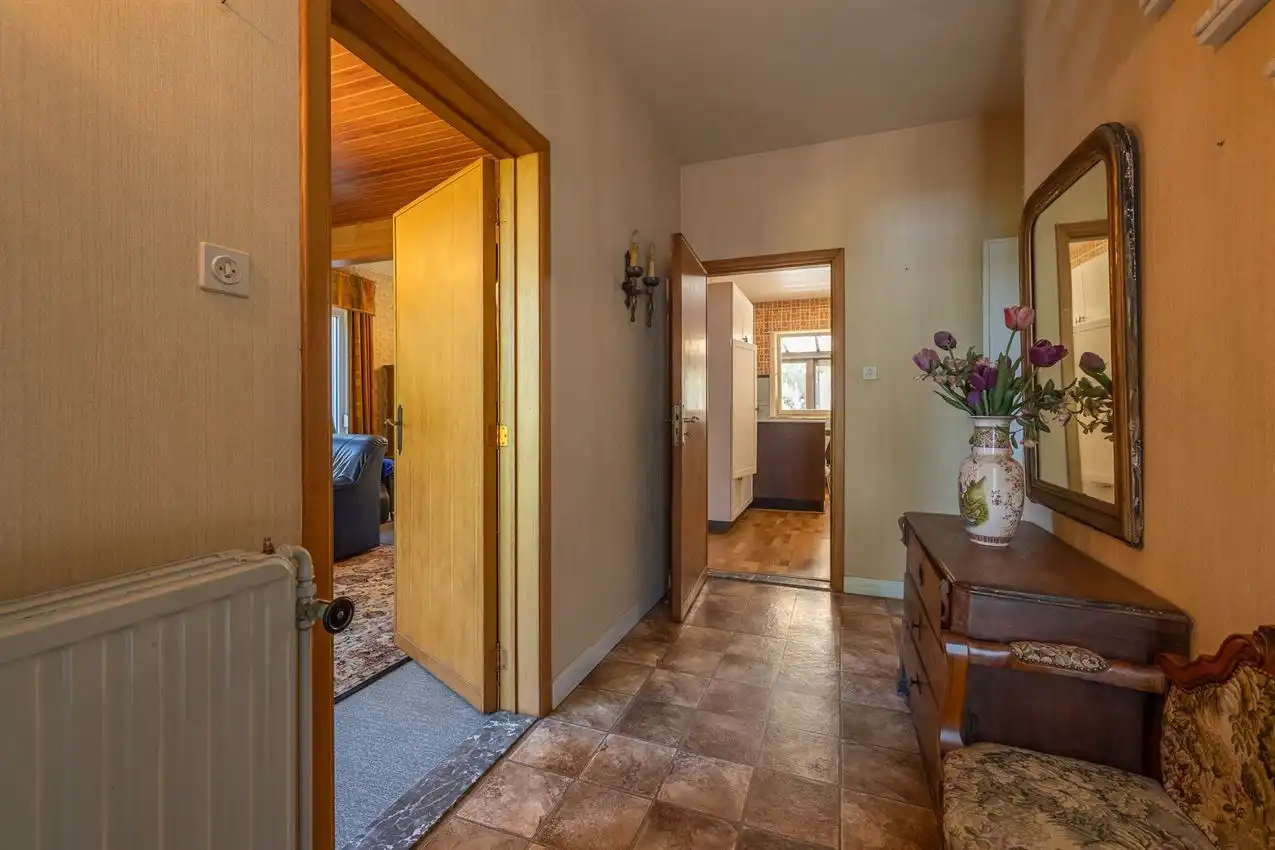 Vrijstaande woning, 3 slpks, EPC D, uitzonderlijk groene ligging foto 4