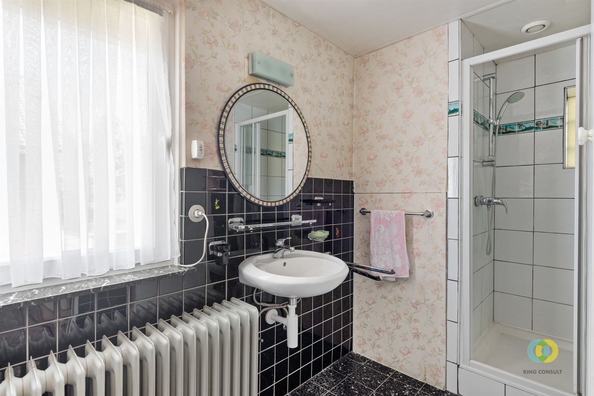 **IN OPTIE** Charmante 3-gevelwoning met tuin en garage foto 13