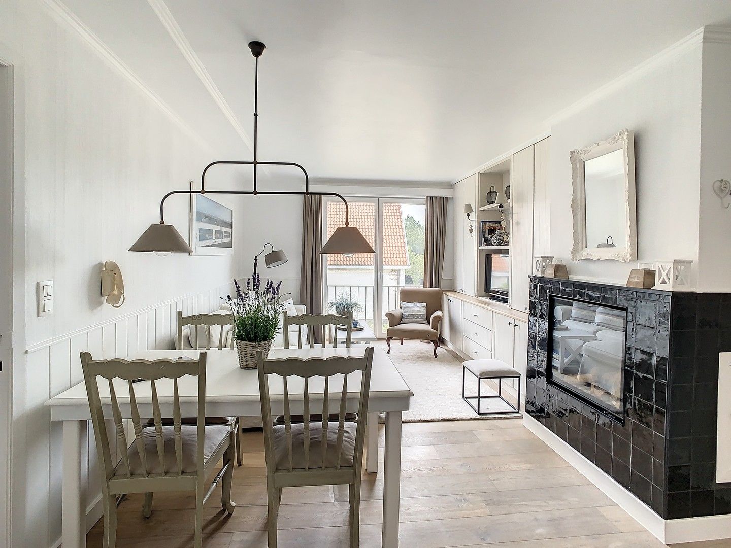 Gerenoveerd appartement vlakbij het strand en de Simli te Nieuwpoort foto 3