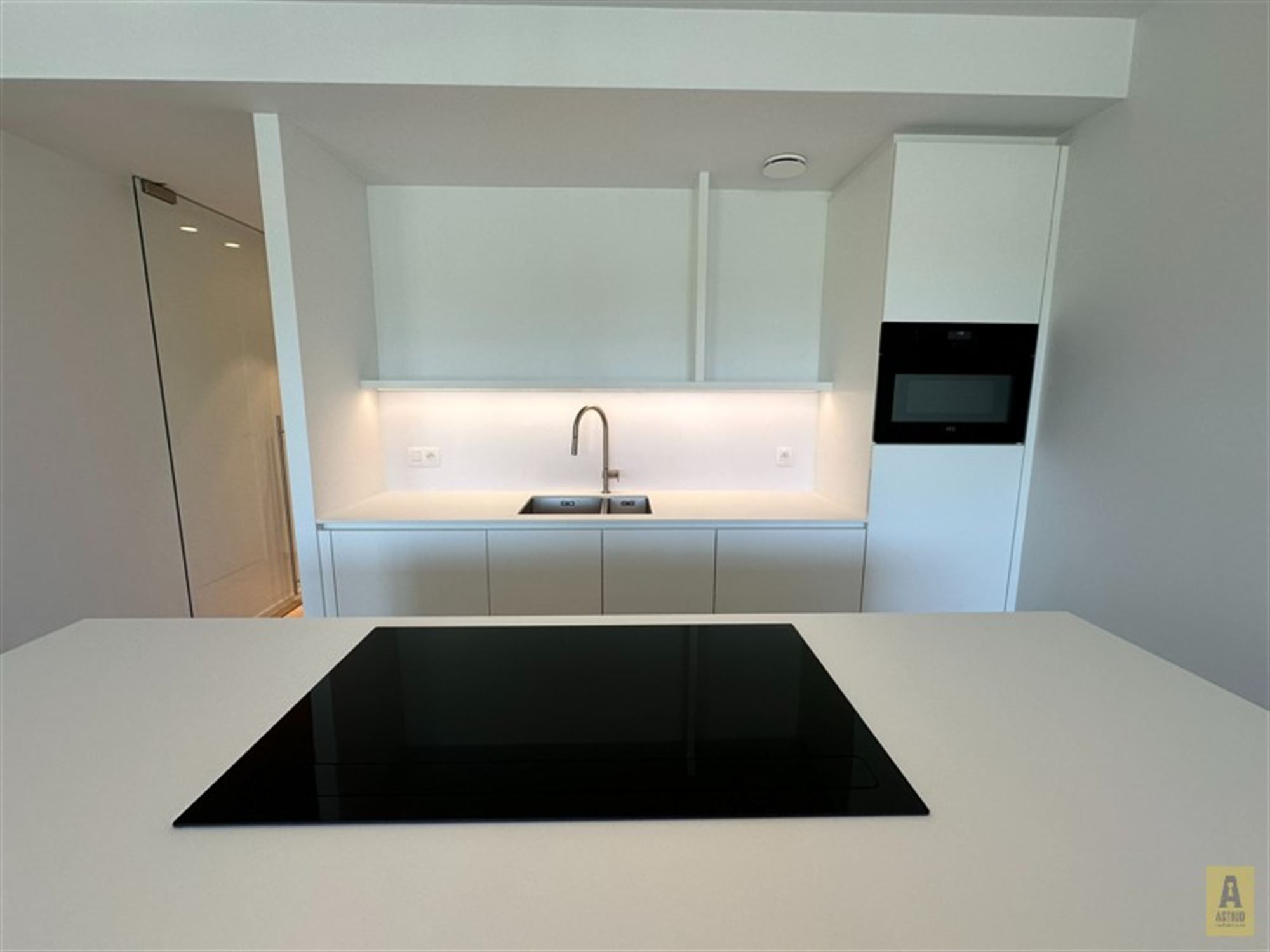 Schitterend appartement met open zicht en parking foto 8