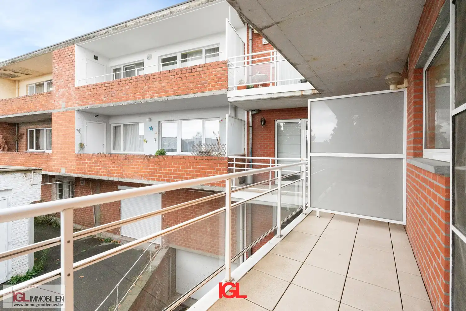 Lichtrijk appartement met 2 slaapkamers en terras te koop op de Rink – centrum Sint-Pieters-Leeuw foto 15