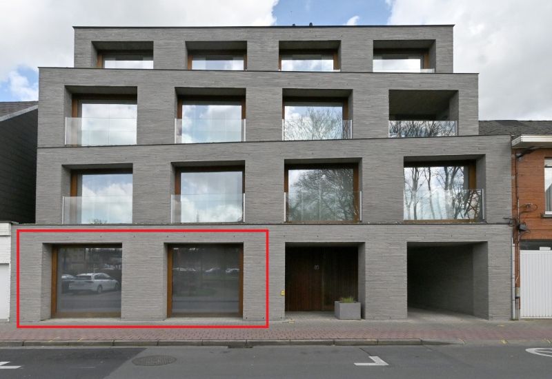 Modern ingerichte kantoorruimte foto {{pictureIndex}}