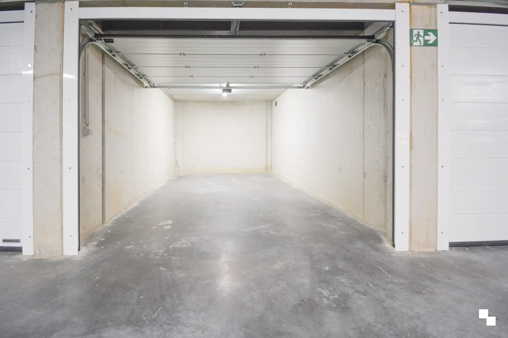 Modern nieuwbouwappartement met groot terras en mooi verzicht aan de rand van Hooglede foto 18