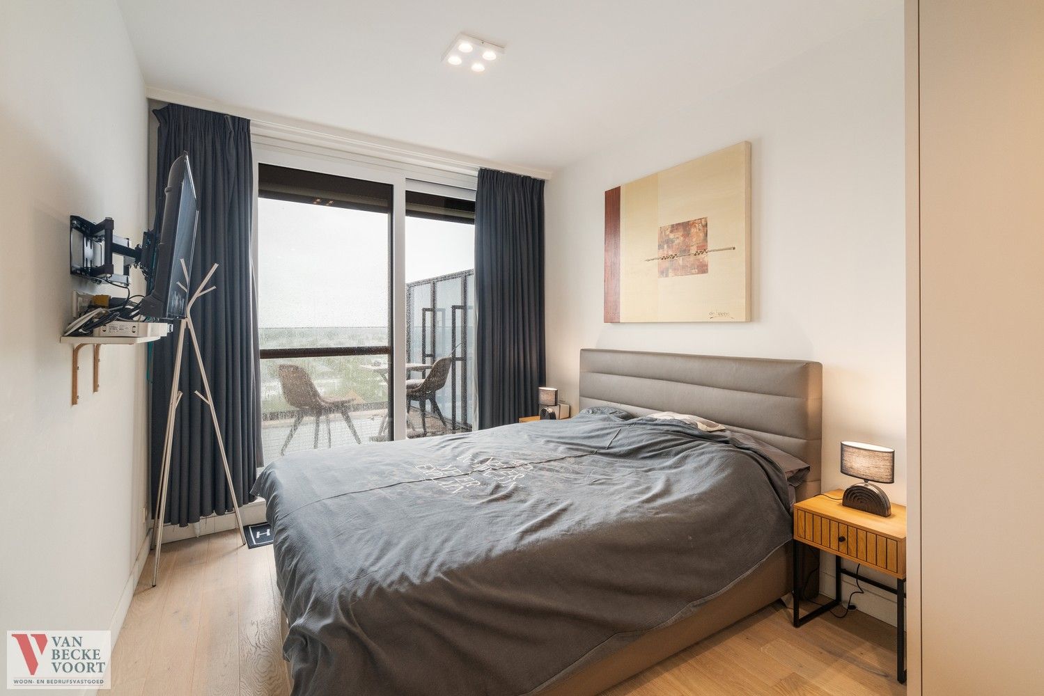 Exclusief appartement met zicht op duinen en zee foto 13