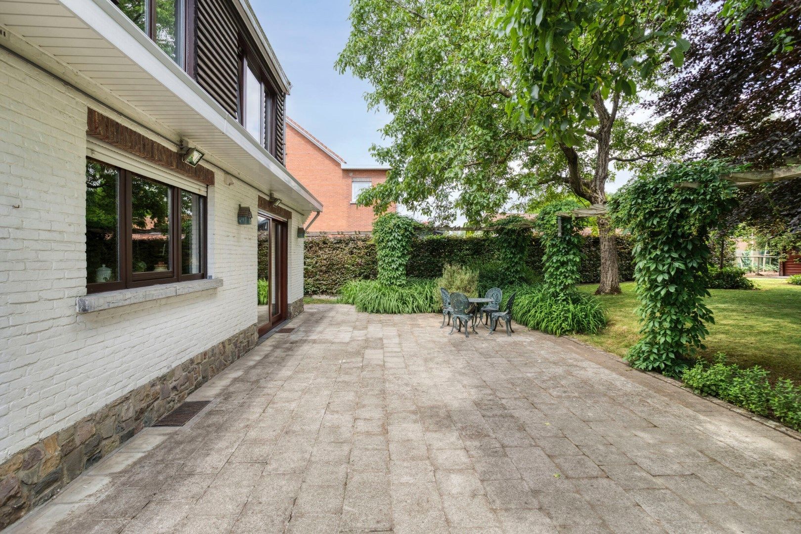 Charmante woning van 256 m2 met 4 slaapkamers te Wommelgem!  foto 21