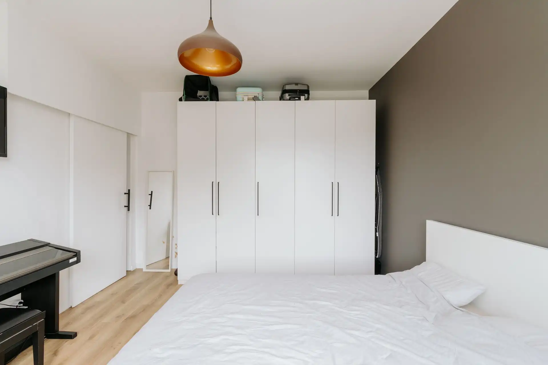 Instapklaar appartement met groen uitzicht in Edegem foto 12