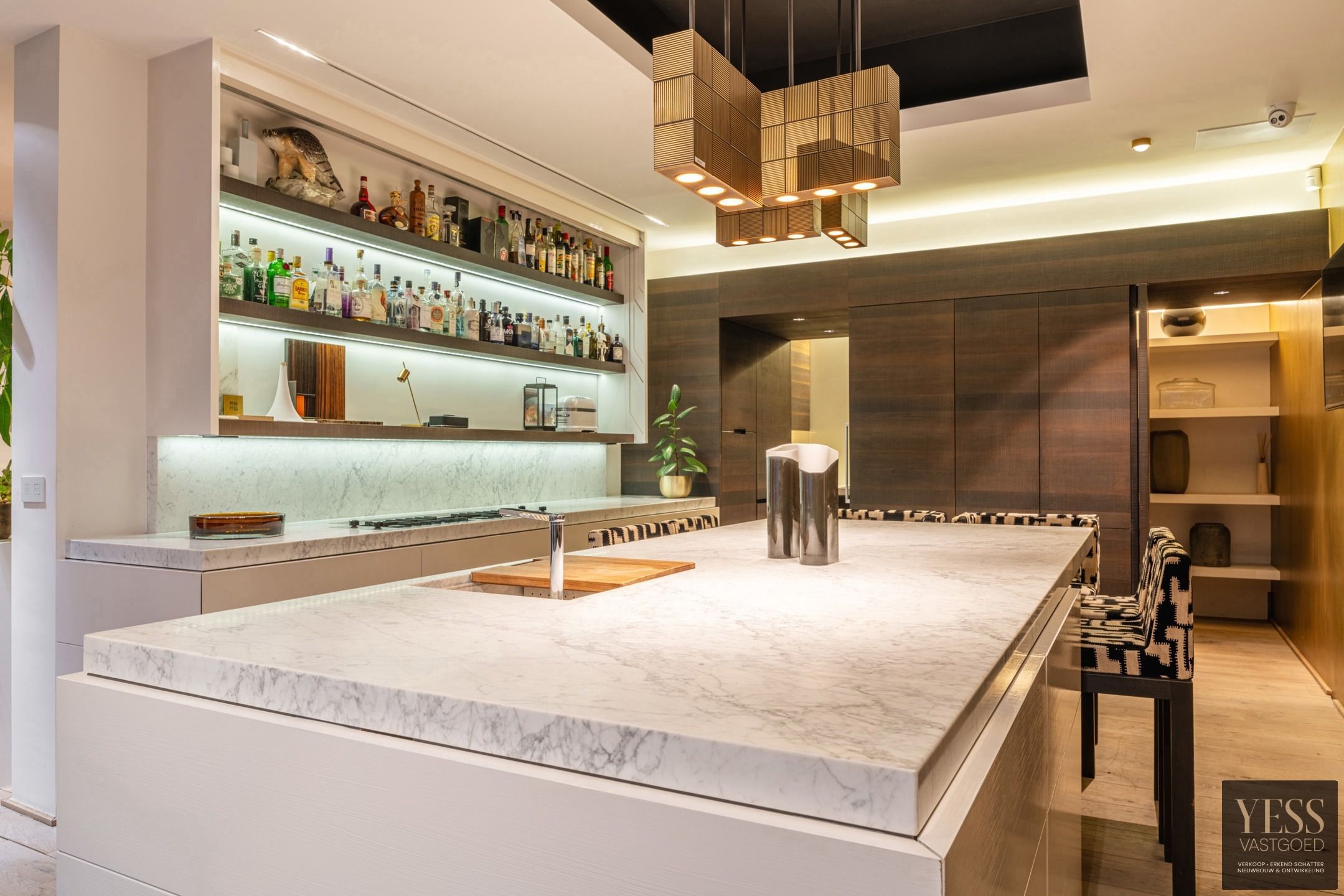 Exclusief gerenoveerd gelijkvloers appartement in Knokke! foto 10