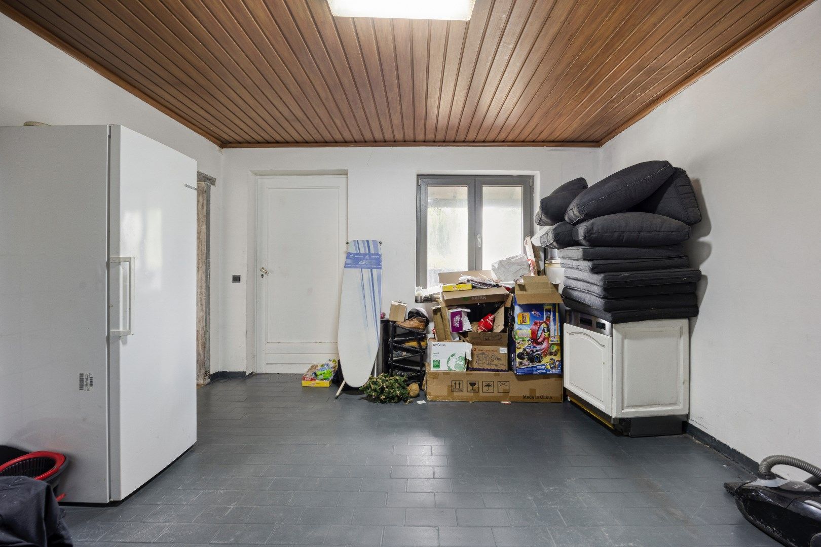 Reusachtige open bebouwing met werkplaats en magazijn! foto 27