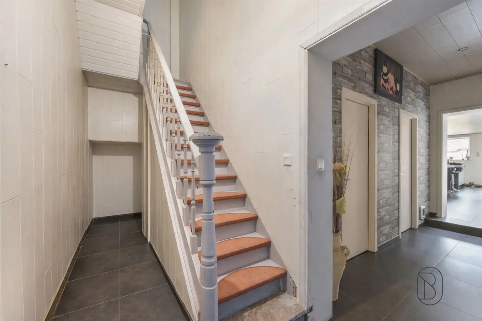 Instapklare karakterwoning met tuin en 4 slpks in Ronse foto 9