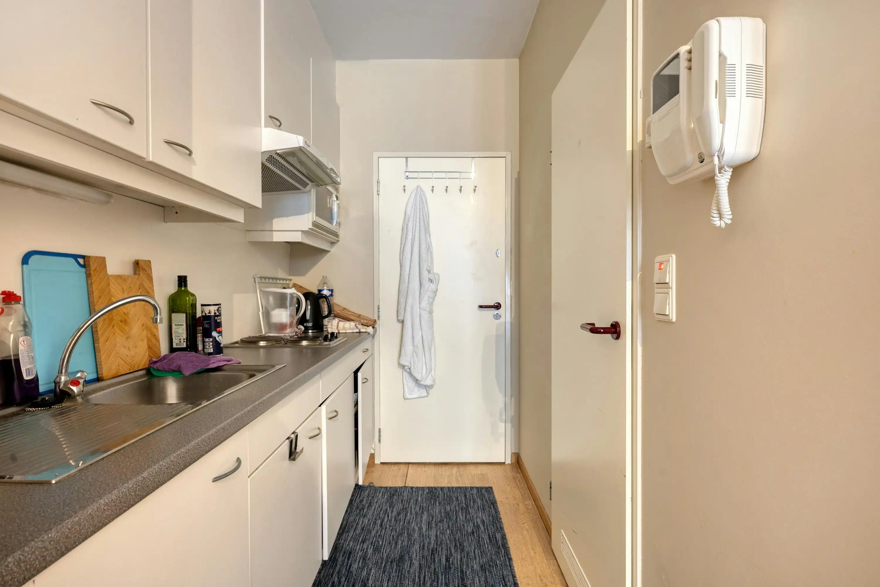 Topinvestering: Studio te koop in Brussel centrum met terras! foto 4