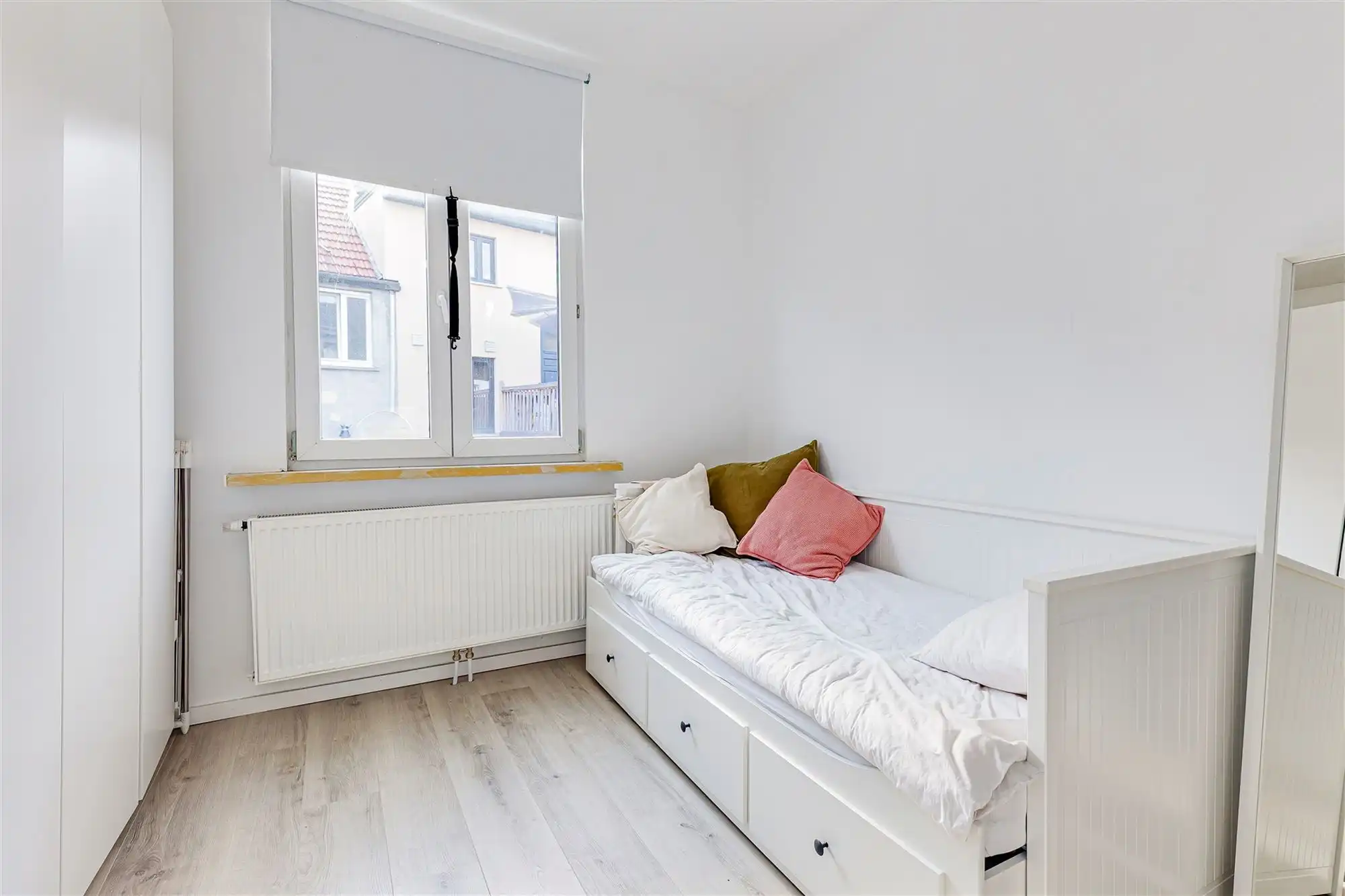 Gerenoveerde kangoeroe-woning met 5 slpk en 3 badkamers te koop in Antwerpen foto 13