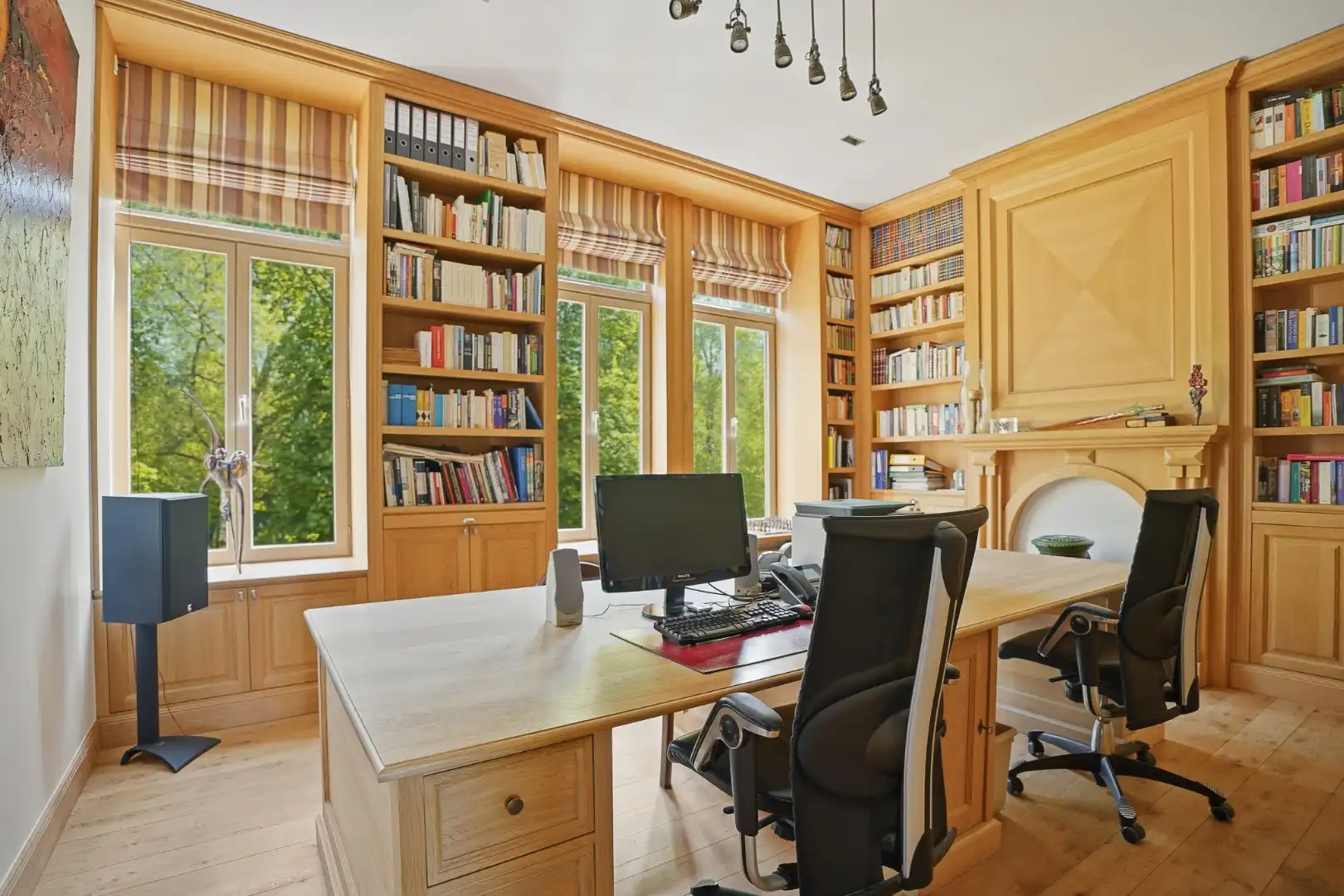 Exclusief gerenoveerd burgerhuis met zonnige stadstuin! foto 11