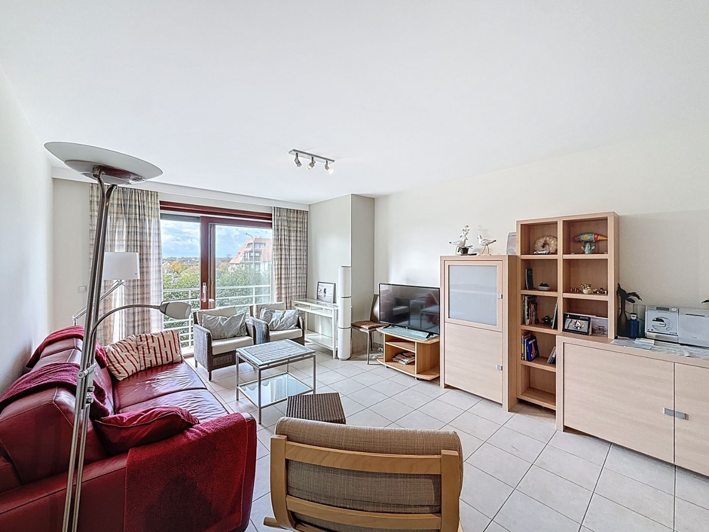 Ruim tweeslaapkamer appartement in verzorgd appartementsgebouw te Nieuwpoort foto 6
