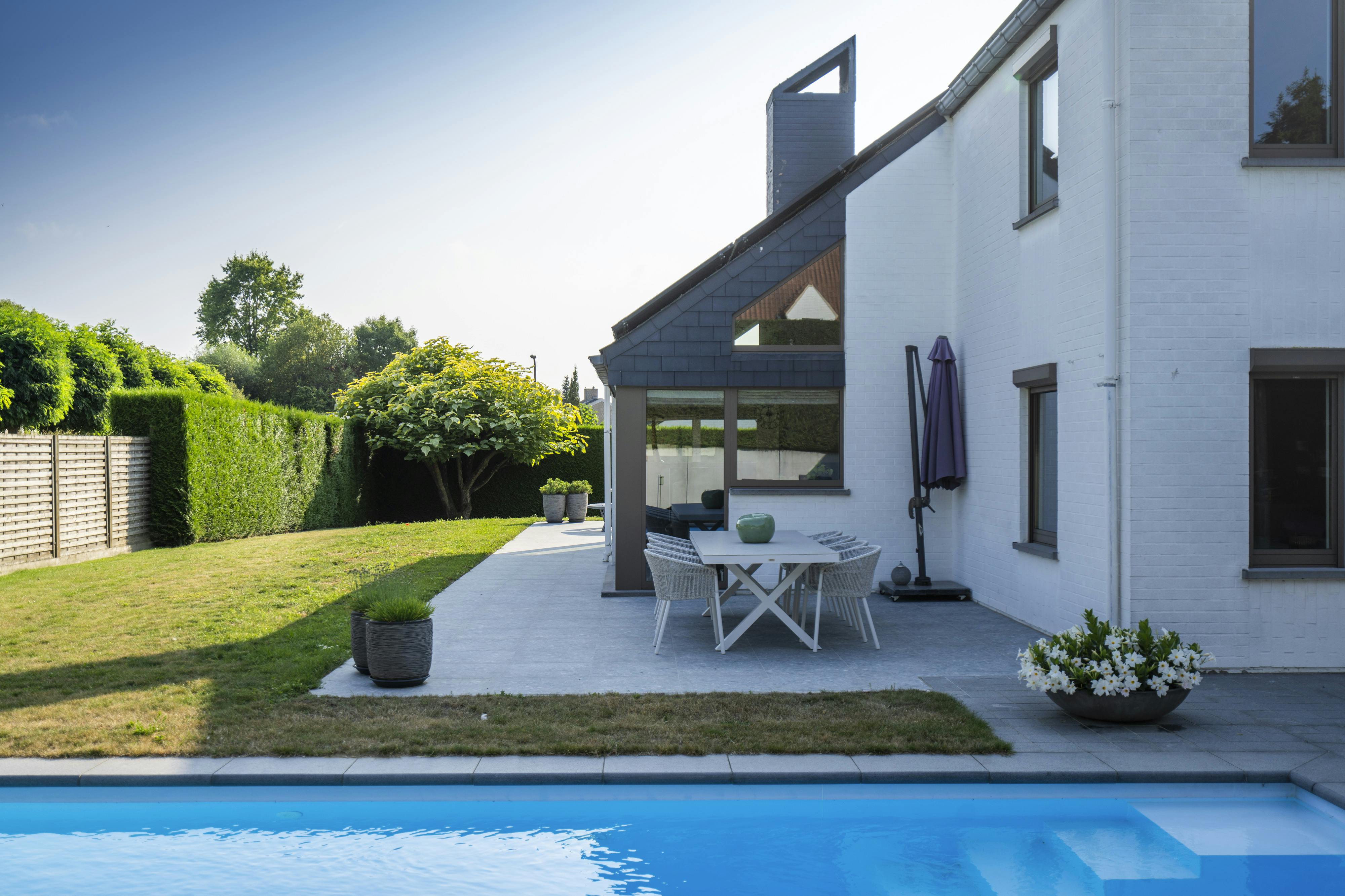 Energiezuinige instapklare villa met zwembad en poolhouse foto 6
