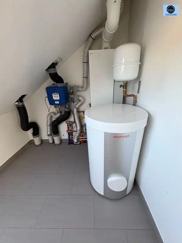 ENERGIEZUINIGE INSTAPKLARE WONING MET 2 SLAAPKAMERS, GARAGE EN TUIN foto 13