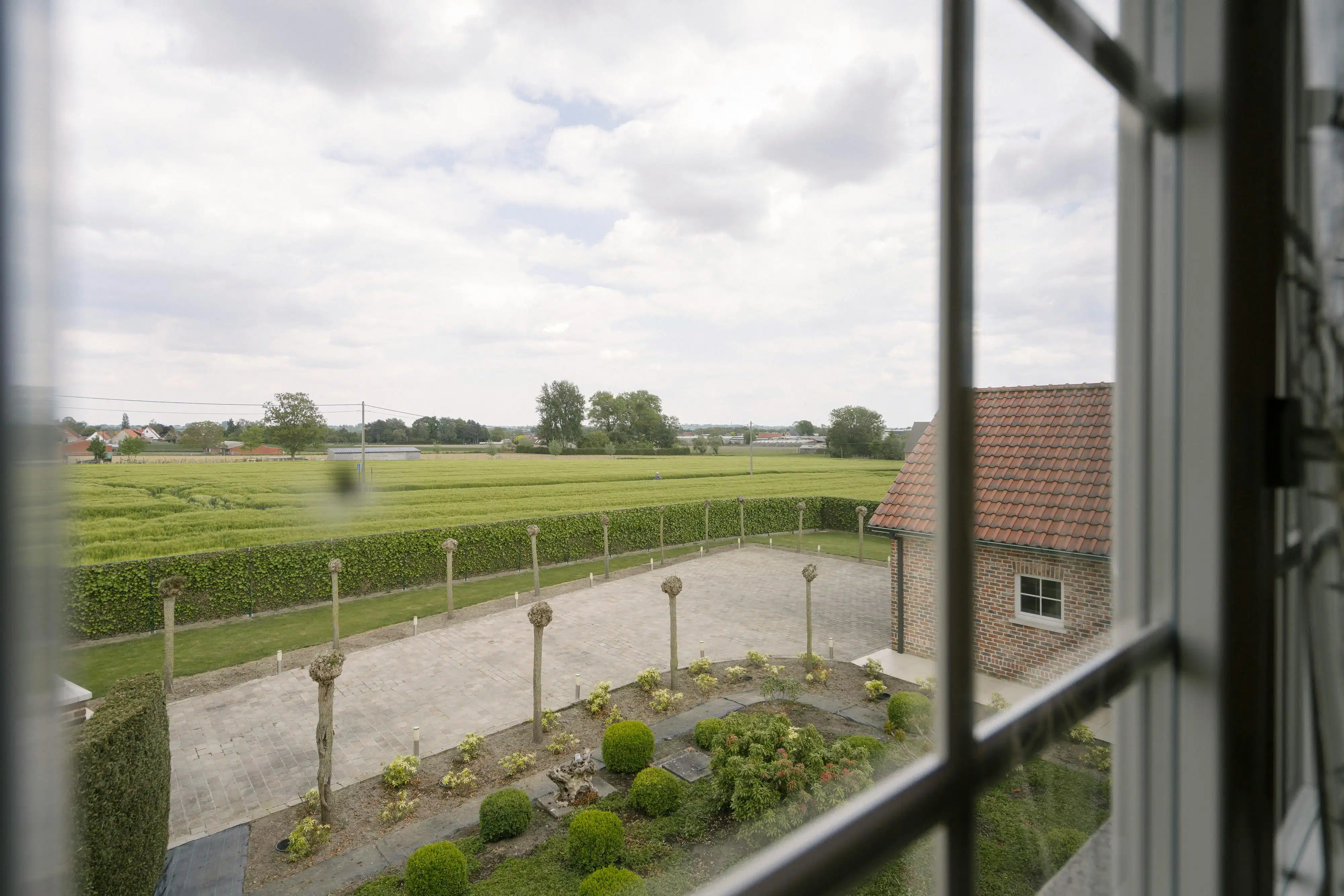 Landelijke villa met bijgebouwen op rustige, groene ligging foto 30