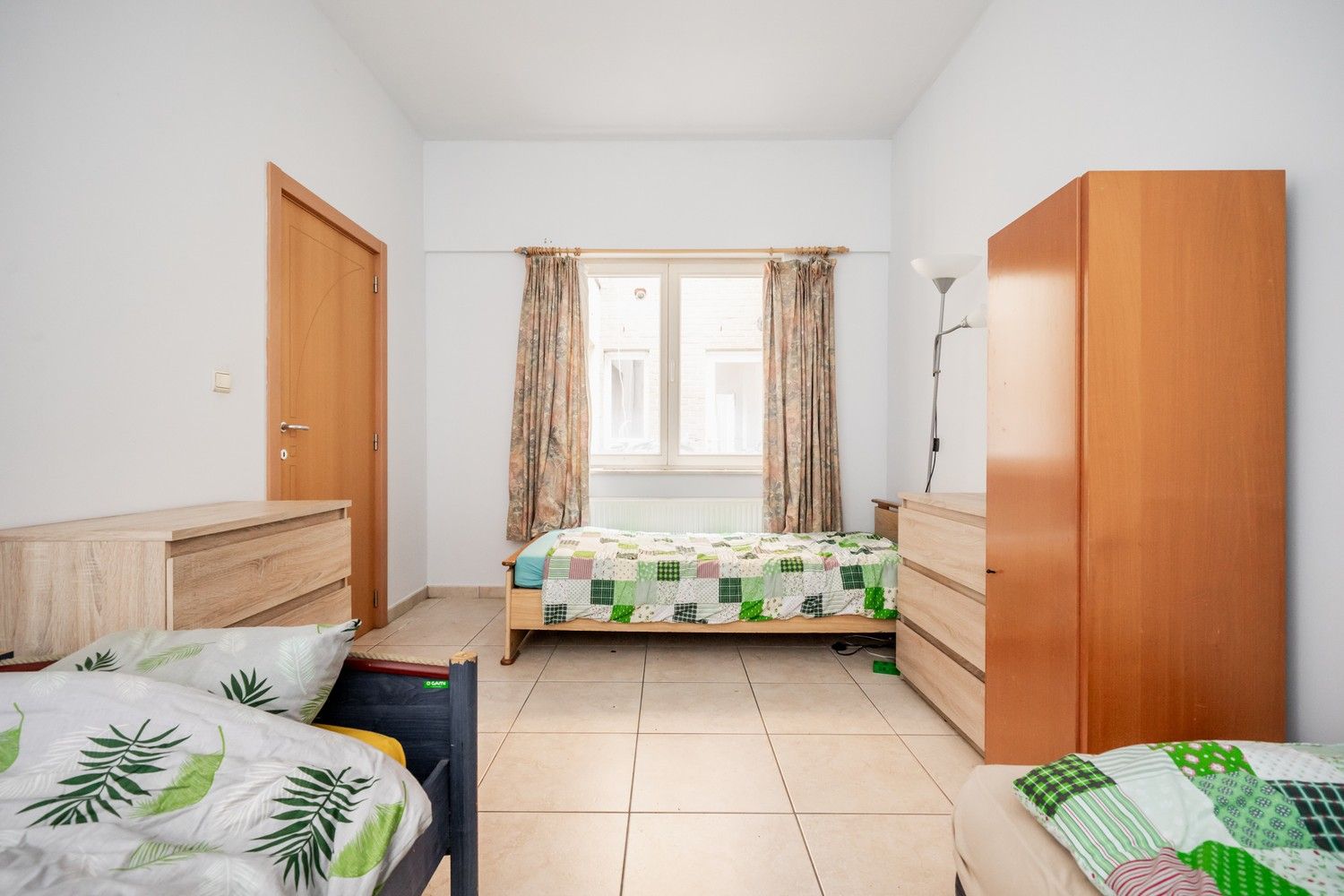Ruim gelijkvloers appartement met 2 kamers foto 11