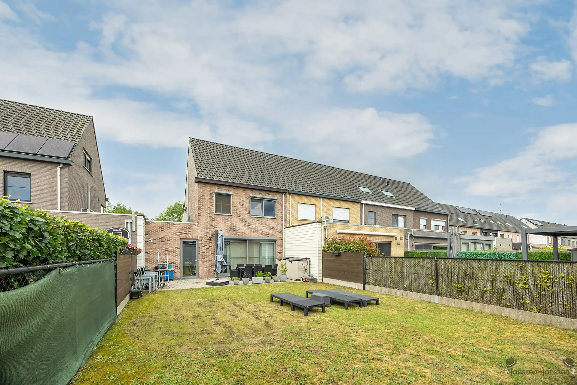 Instapklare gezinswoning in rustige, doodlopende straat te Ekeren foto 24