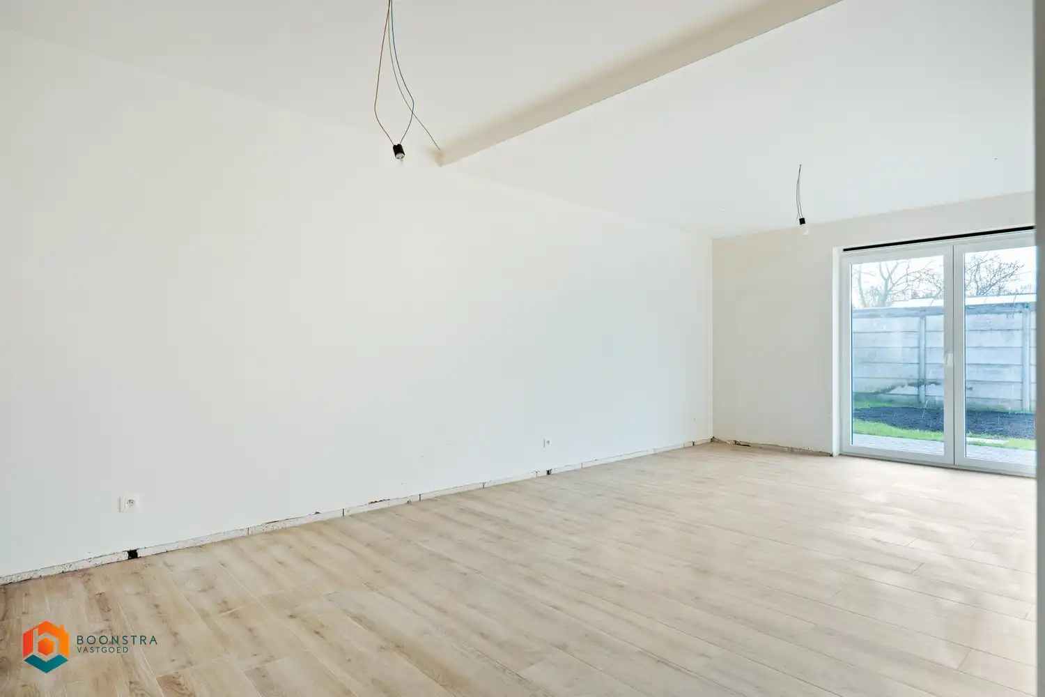 Ruim gelijkvloers app. met 3 slpkrs en tuin foto 11